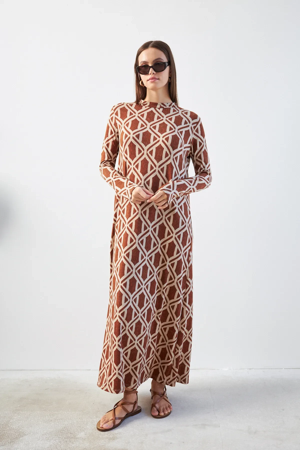 Turuncu Dikey Burgu Desenli Yarım Balıkçı Yaka Uzun Kollu Uzun Elbise