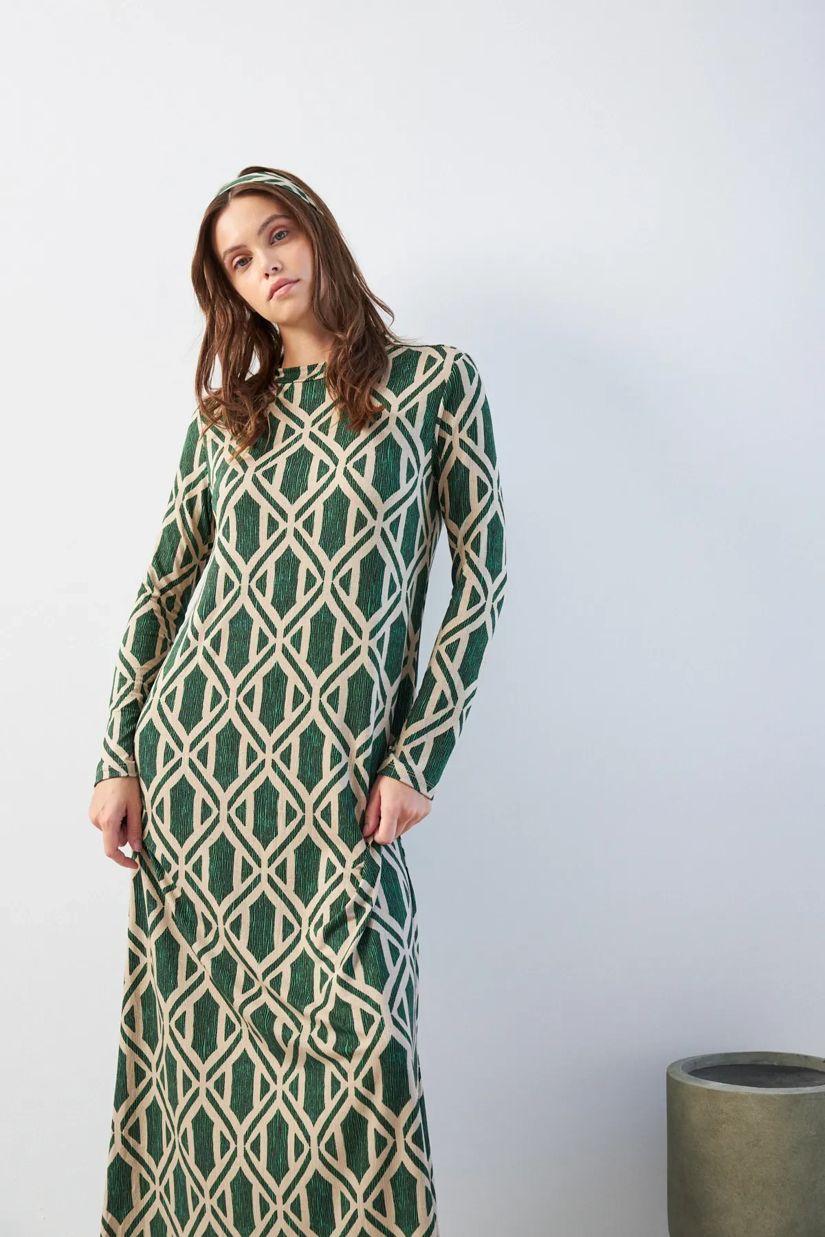 Yeşil Dikey Burgu Desenli Yarım Balıkçı Yaka Uzun Kollu Uzun Elbise