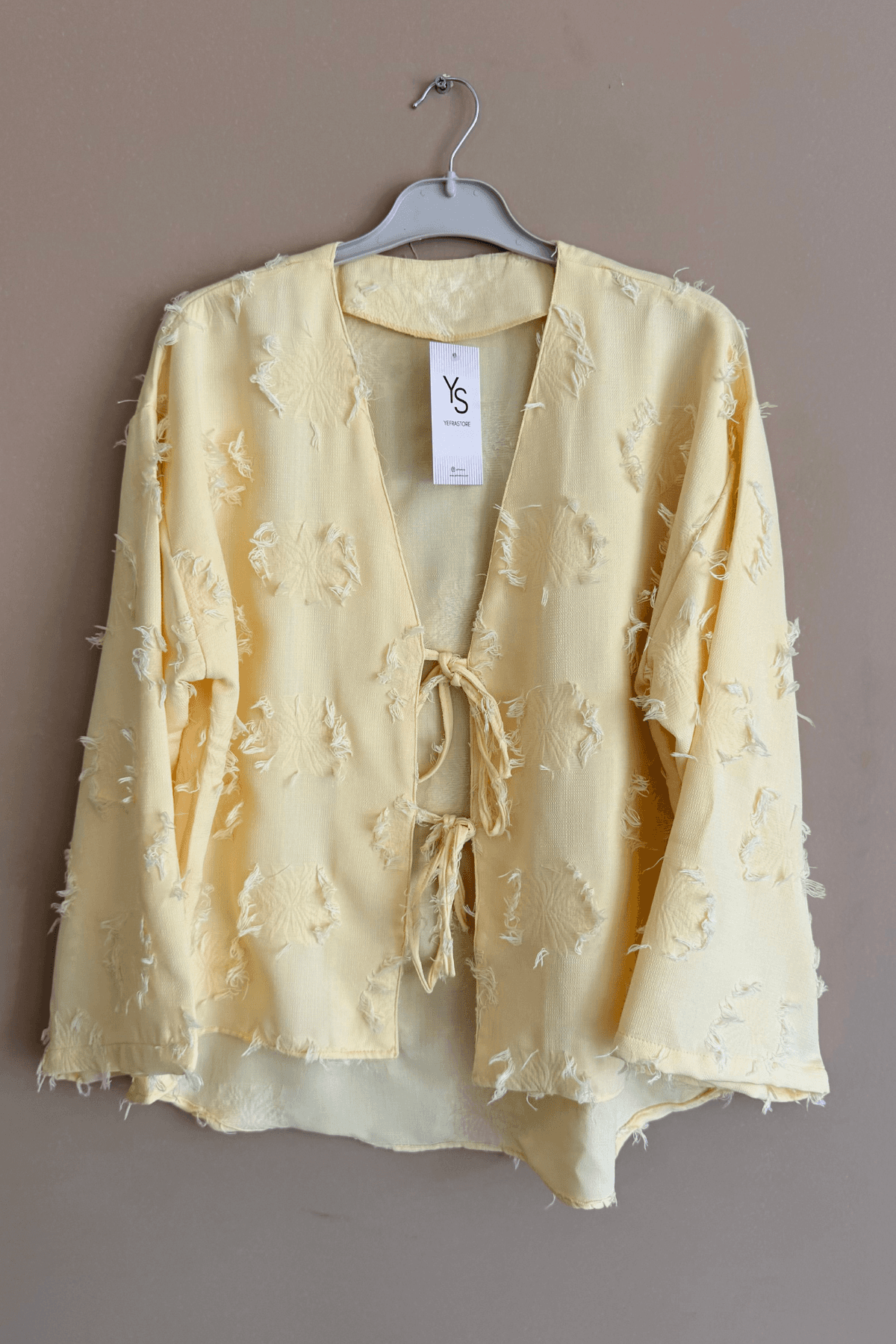 Püskül Detaylı Butter Yellow Kimono Gömlek