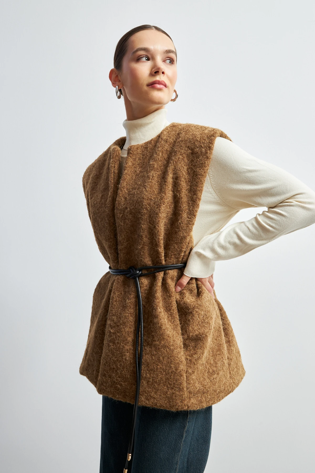 Kemerli Kaşe Yelek- CAMEL