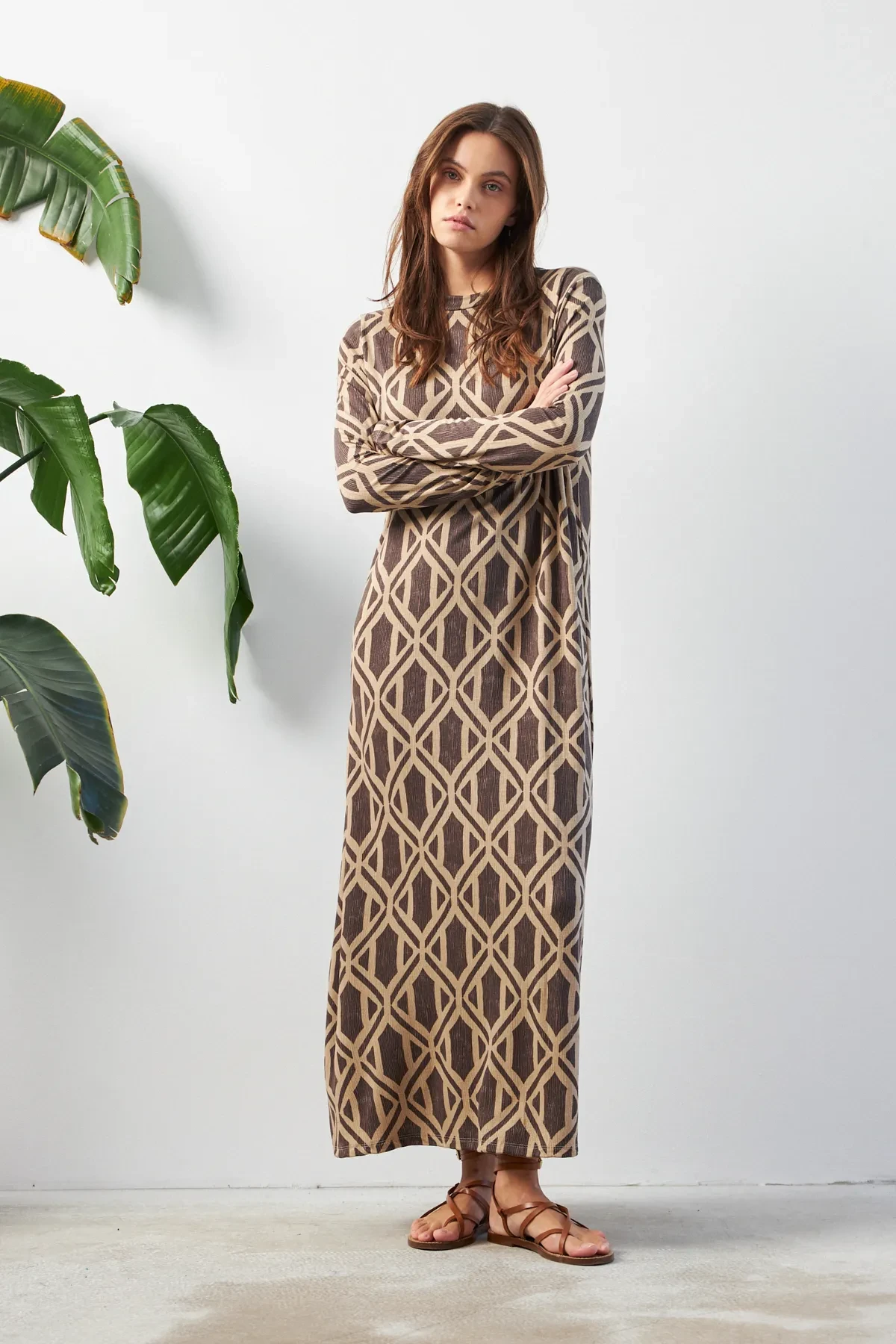 Vizon Dikey Burgu Desenli Yarım Balıkçı Yaka Uzun Kollu Uzun Elbise