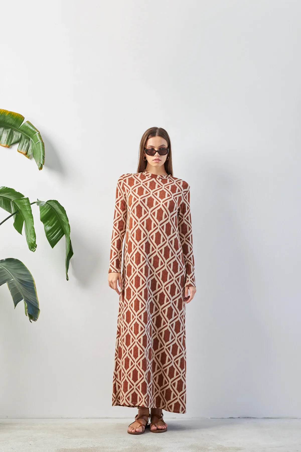 Turuncu Dikey Burgu Desenli Yarım Balıkçı Yaka Uzun Kollu Uzun Elbise