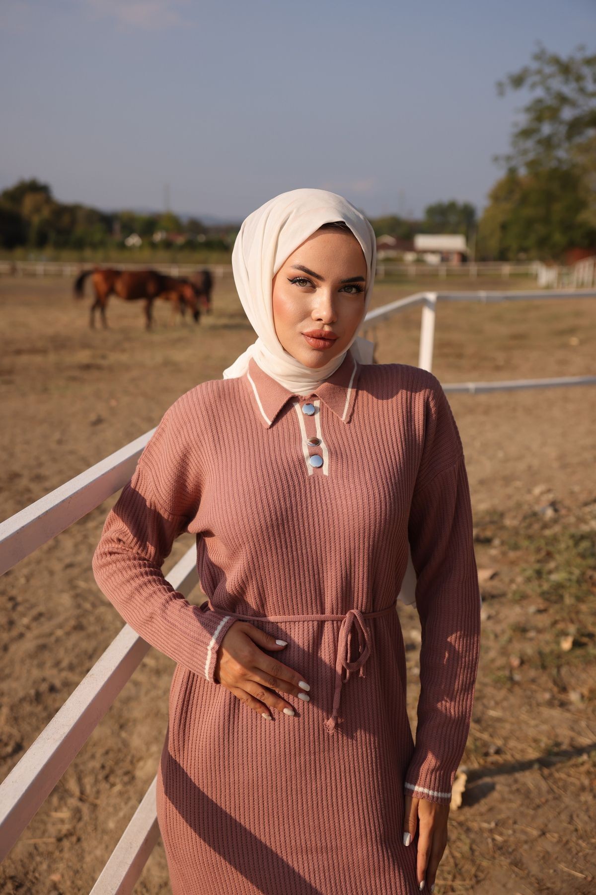 Yarım Pat Düğmeli Triko Elbise - pembe
