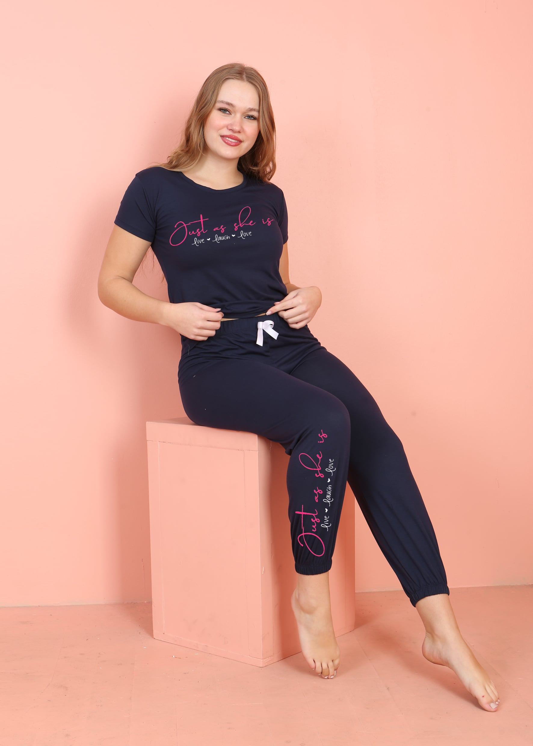 Jenika Kadın Baskılı Paçası Manşetli Pijama Takımı – Rahat ve Şık Ev Giyim - 58855