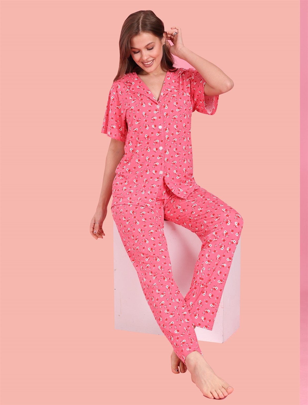 Jenika Kadın Milan Kumaşlı Düğmeli Gömlek Yaka Pijama Takımı – Rahat ve Şık Ev Giyim - 58994