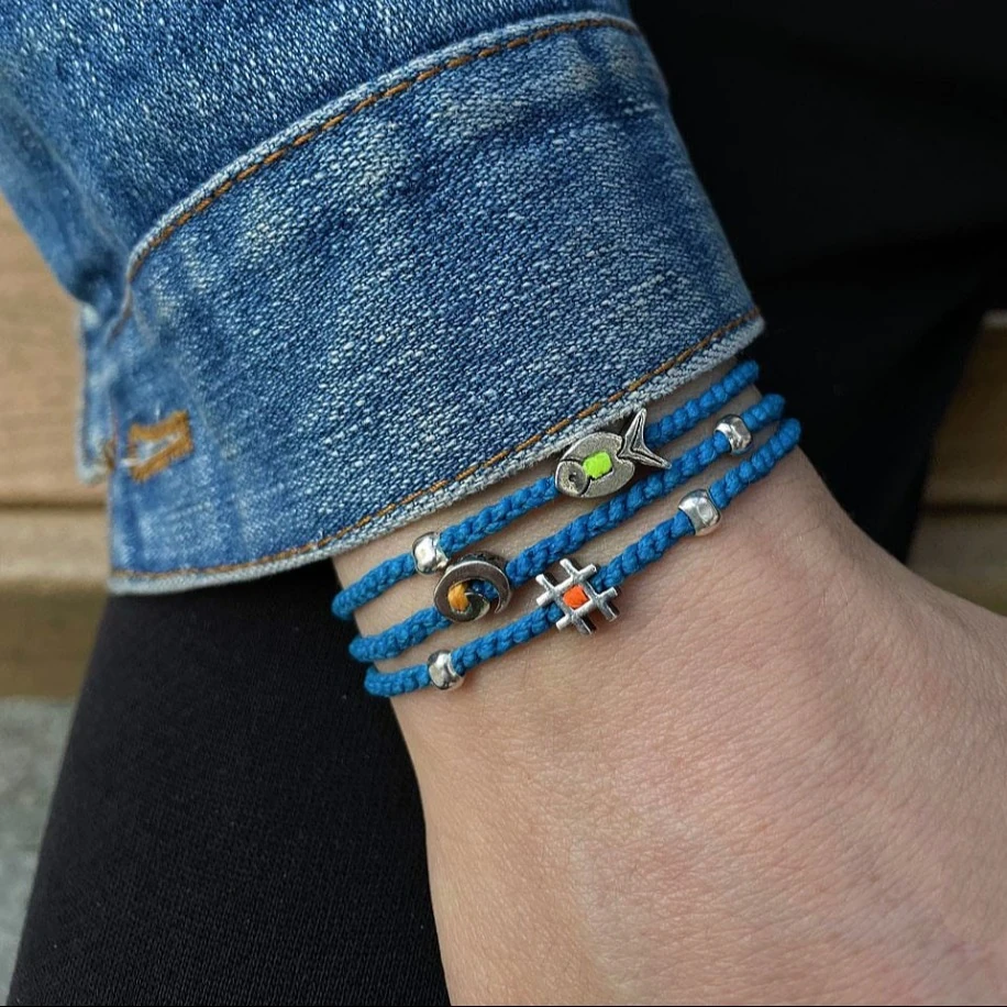 Gümüş Boncuklu Çok Sembollü Unisex Dolamalı Bileklik