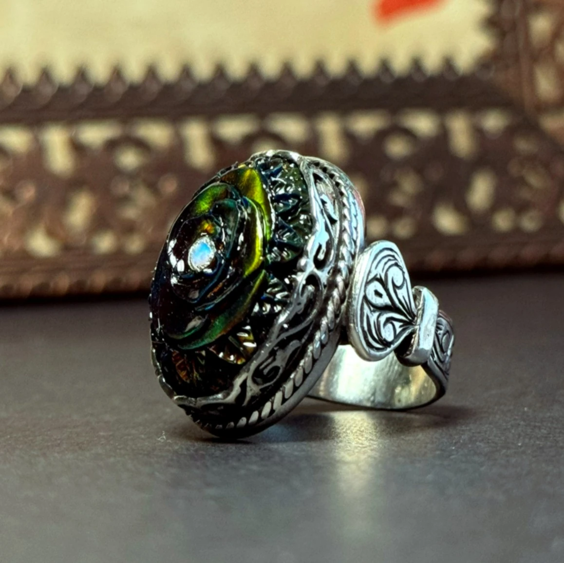 Siyah Opal Oyma Nakkaş İşçiliği 925 Ayar Gümüş Yüzük
