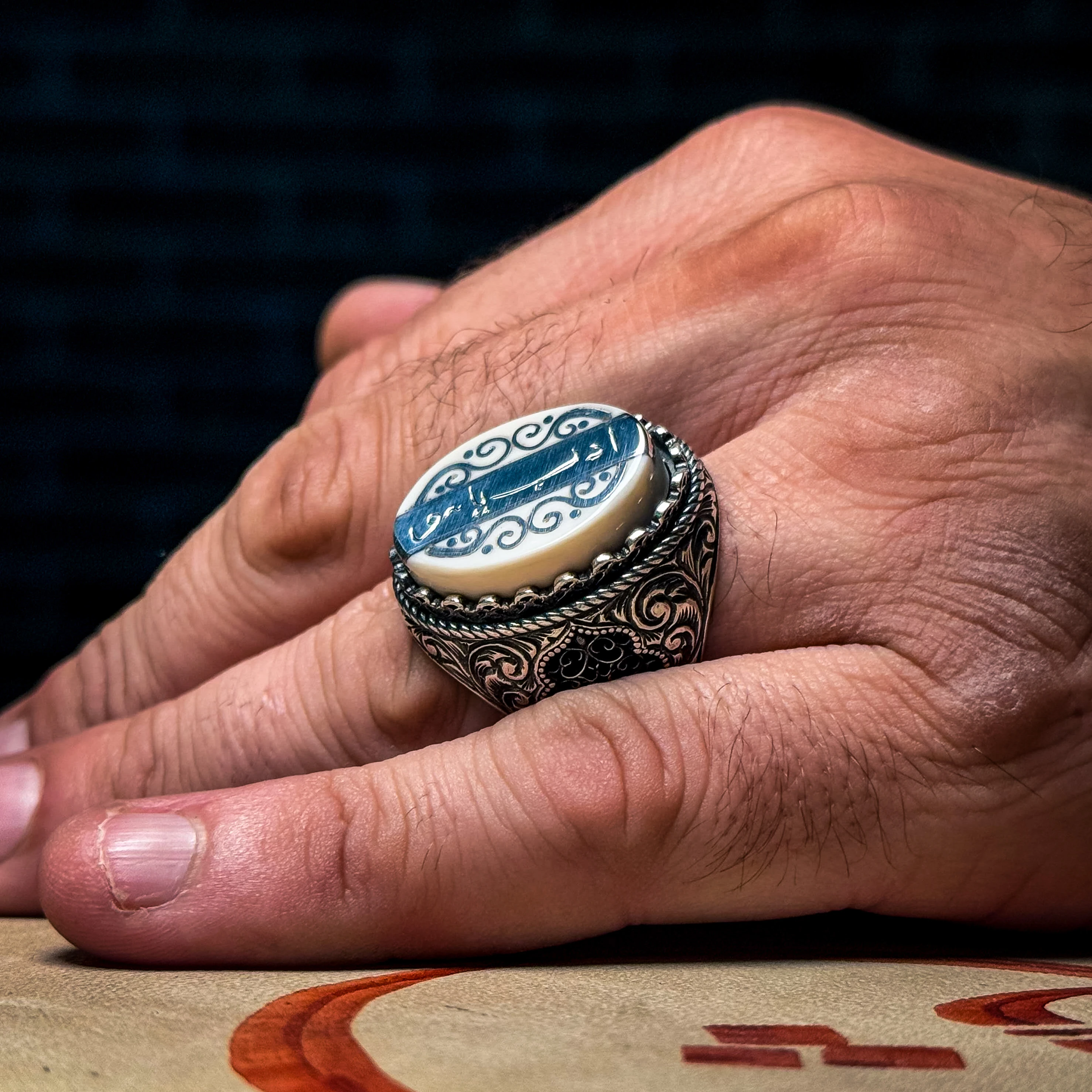 Edeb Ya Hu Yazılı Kalem ve Telkari İşçilikli 925 Ayar Gümüş Yüzük