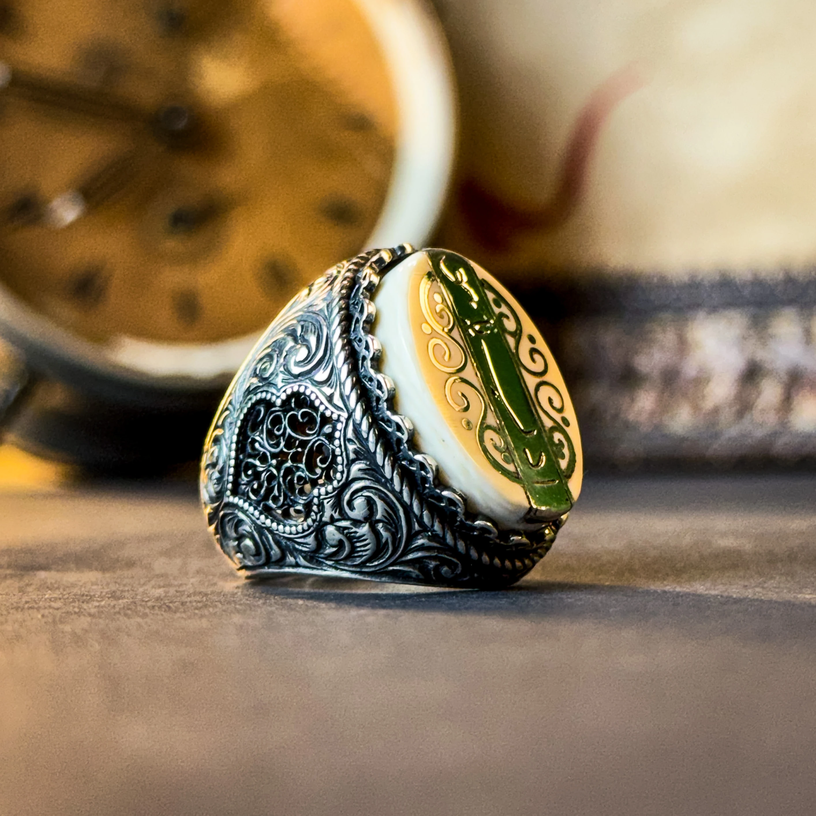 Edeb Ya Hu Yazılı Kalem ve Telkari İşçilikli 925 Ayar Gümüş Yüzük