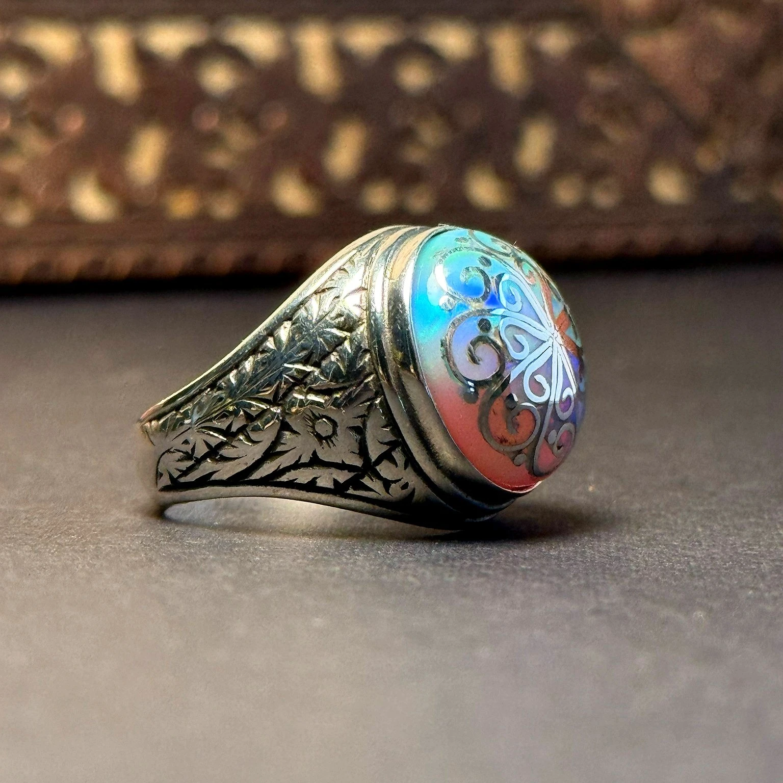 Telkari İşcilikli Beyaz Opal 925 Ayar Gümüş Yüzük