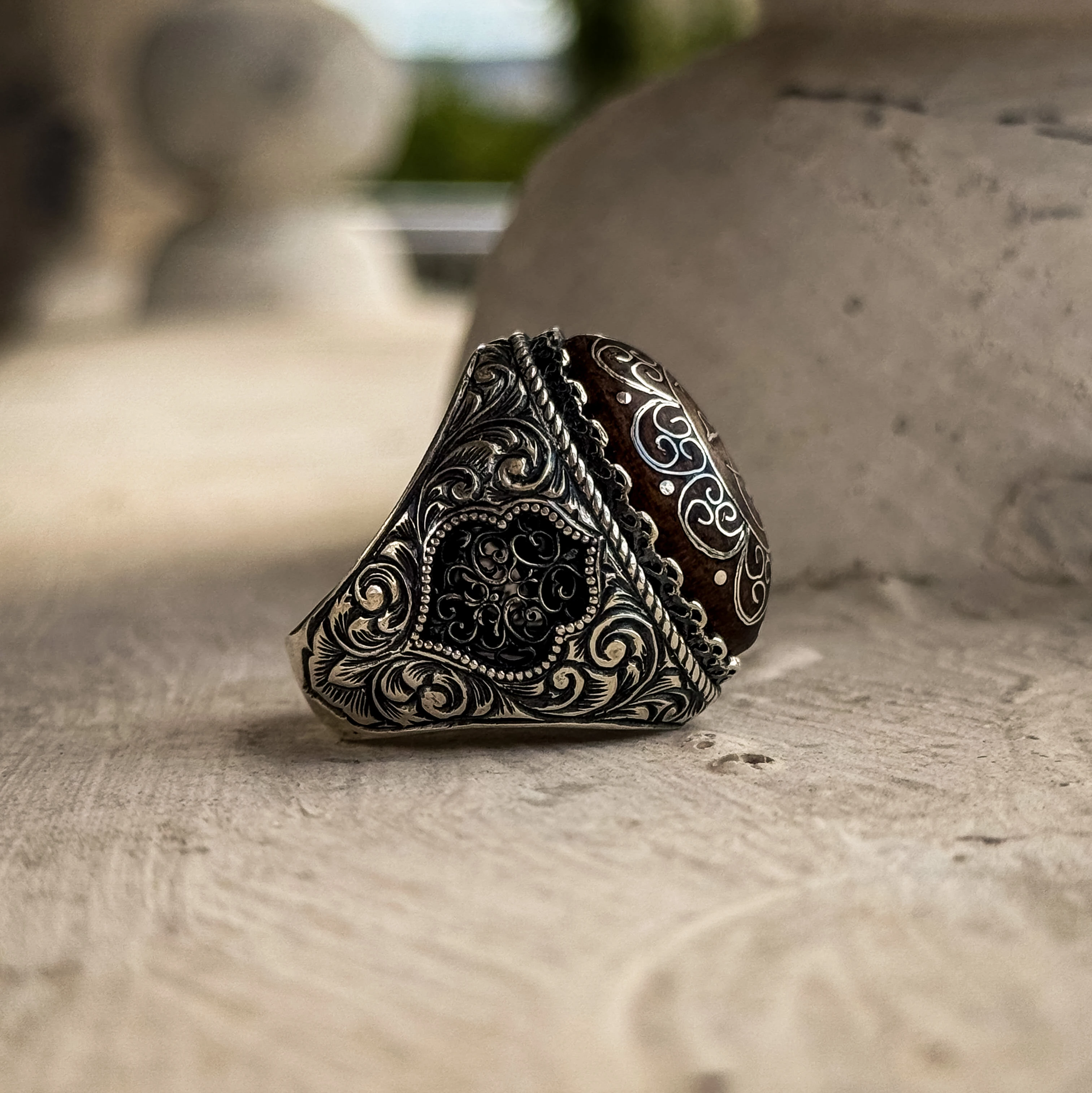  Eski Usul Telkari İşçilikli HİÇ Yazılı 925 Ayar Gümüş Yüzük