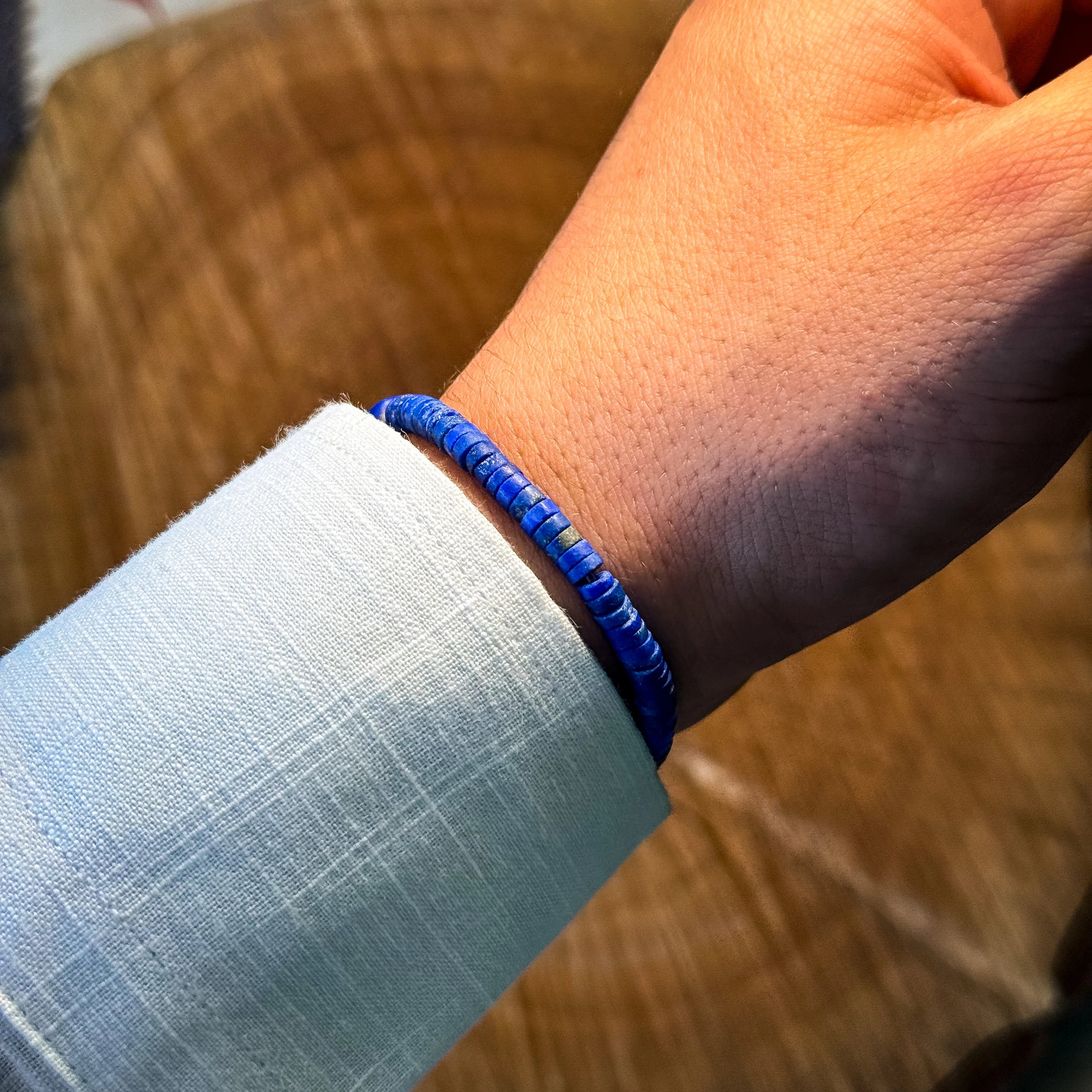 El İşçiliği Gravür Desenli Lapis Lazuli Doğaltaş Bileklik – Doğal & Özgün