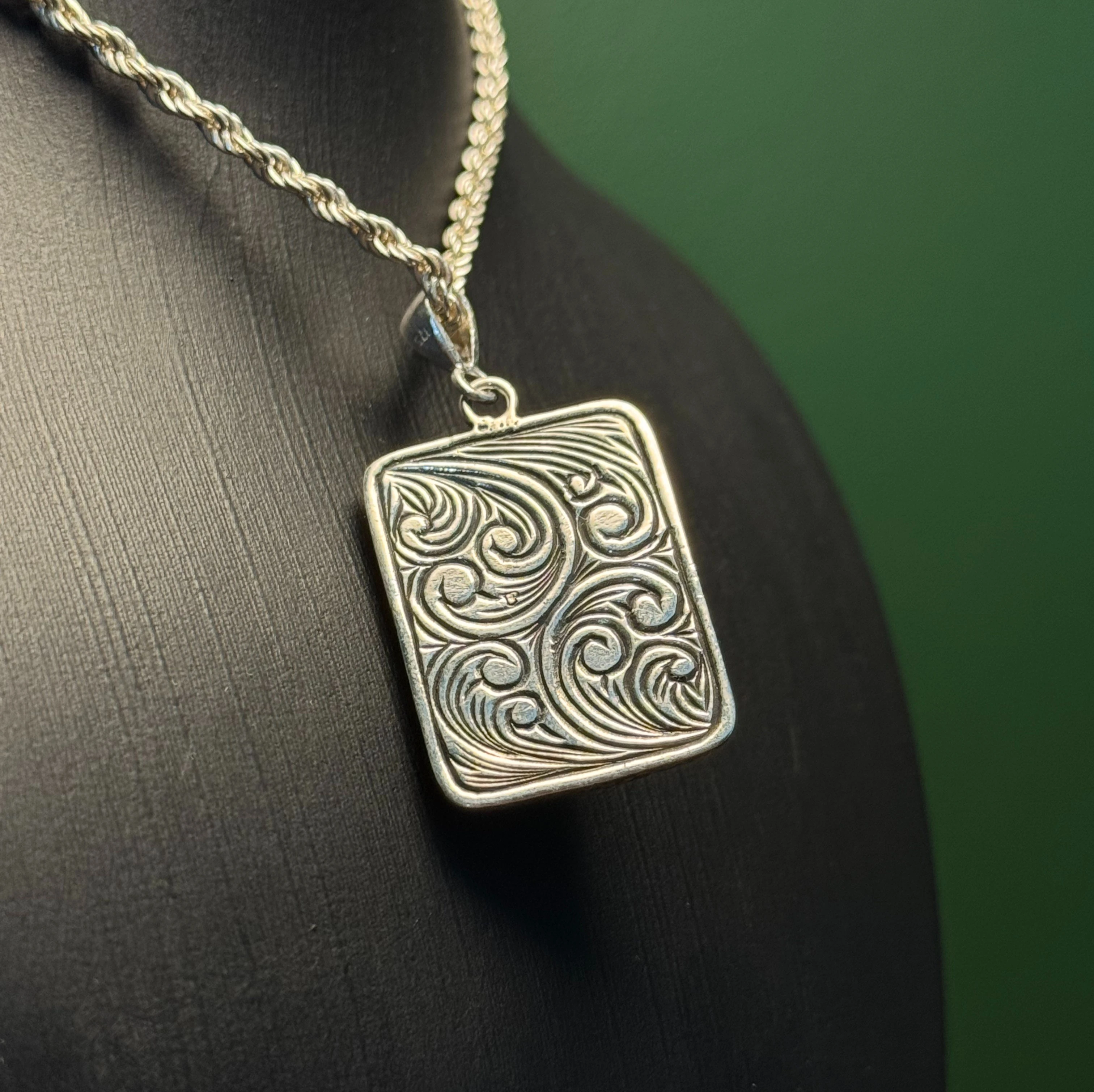 Hiç Yazılı Eski Usul Telkari İşcilikli 925 Ayar Gümüş Kolye