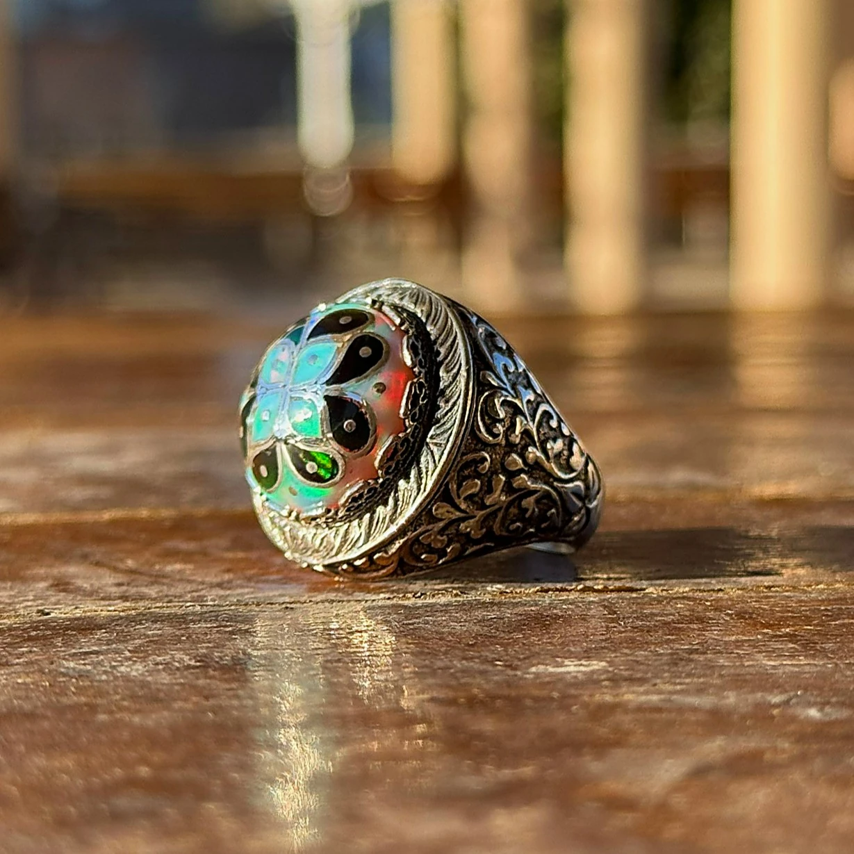 Kakma Sanatı Ve Telkari İşçilikli Beyaz Opal 925 Ayar Gümüş Yüzük