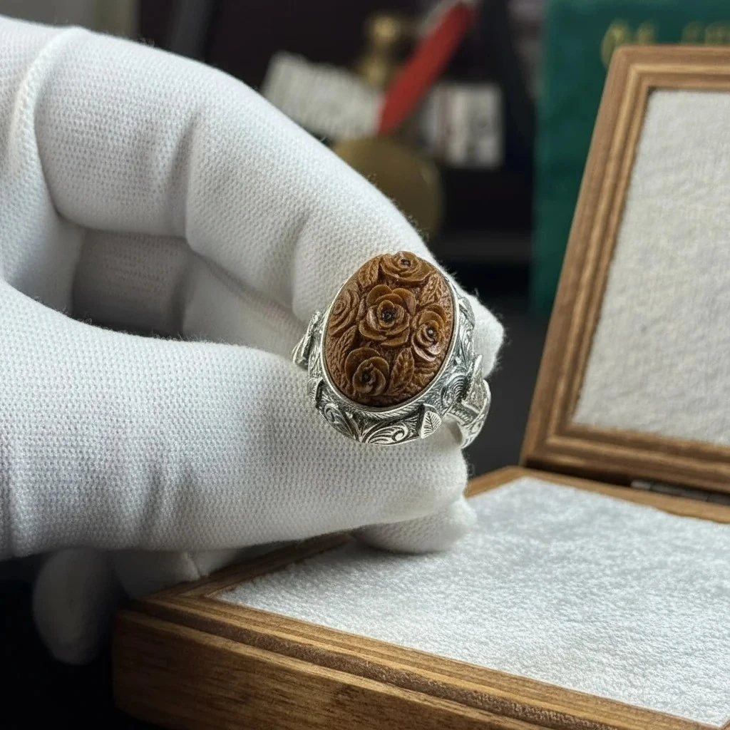 Nakkaş Oyma Sanatıyla Kuka - 925 Ayar Gümüş Yüzük 