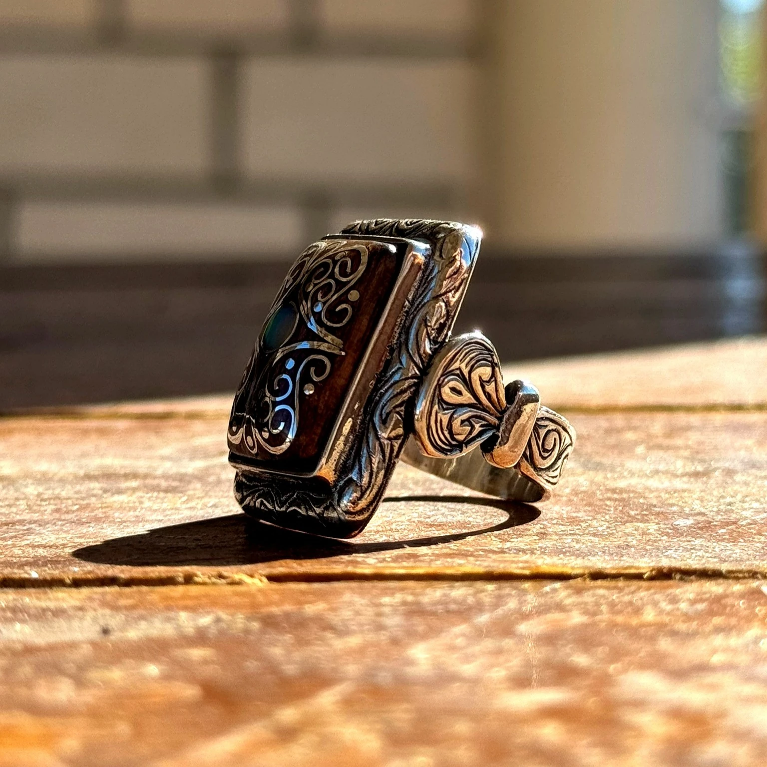 Eski Usul Telkari Opal Kakma Detaylı 925 Ayar Gümüş Yüzük