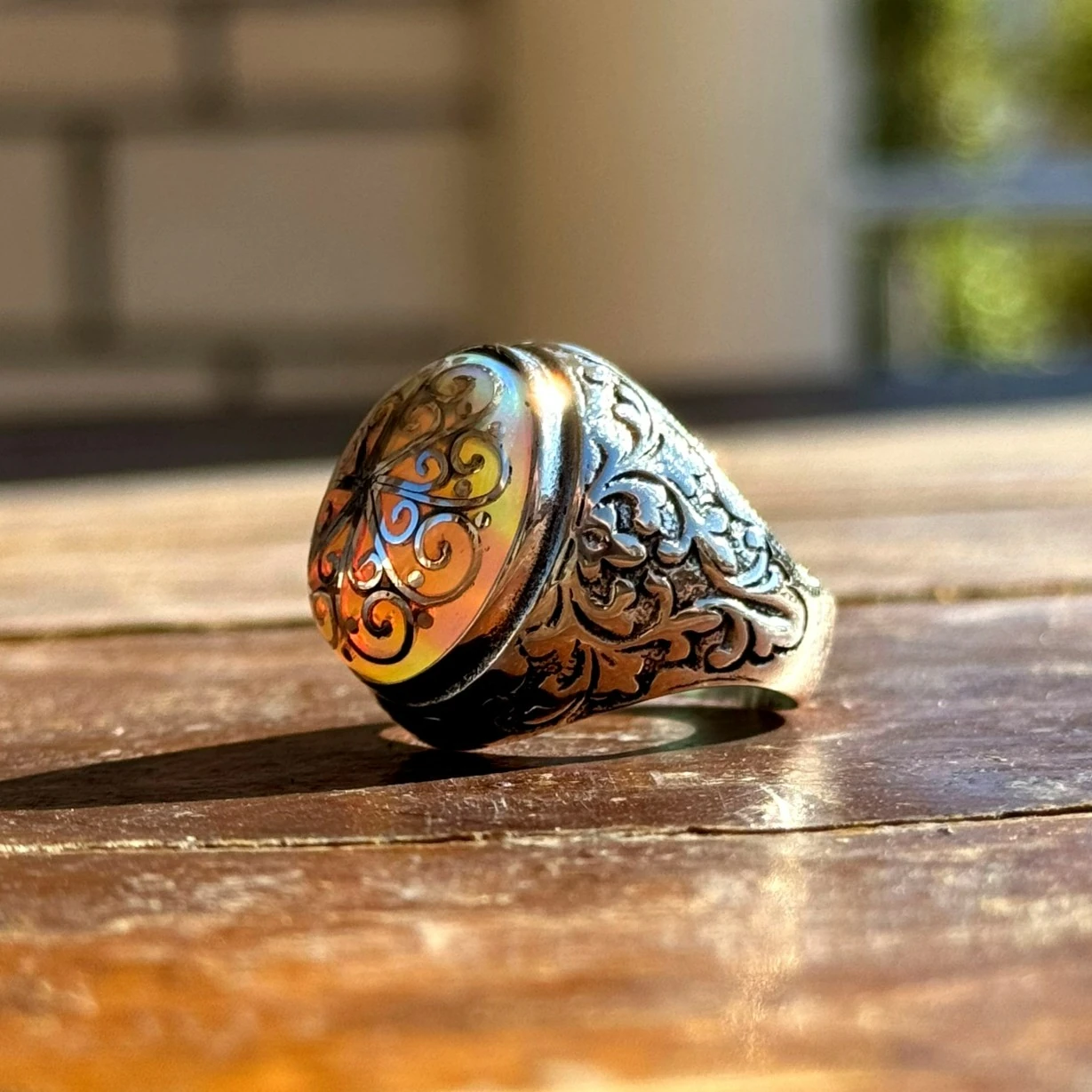 Beyaz Opal Taşlı Telkari Motifli 925 Ayar Gümüş Yüzük