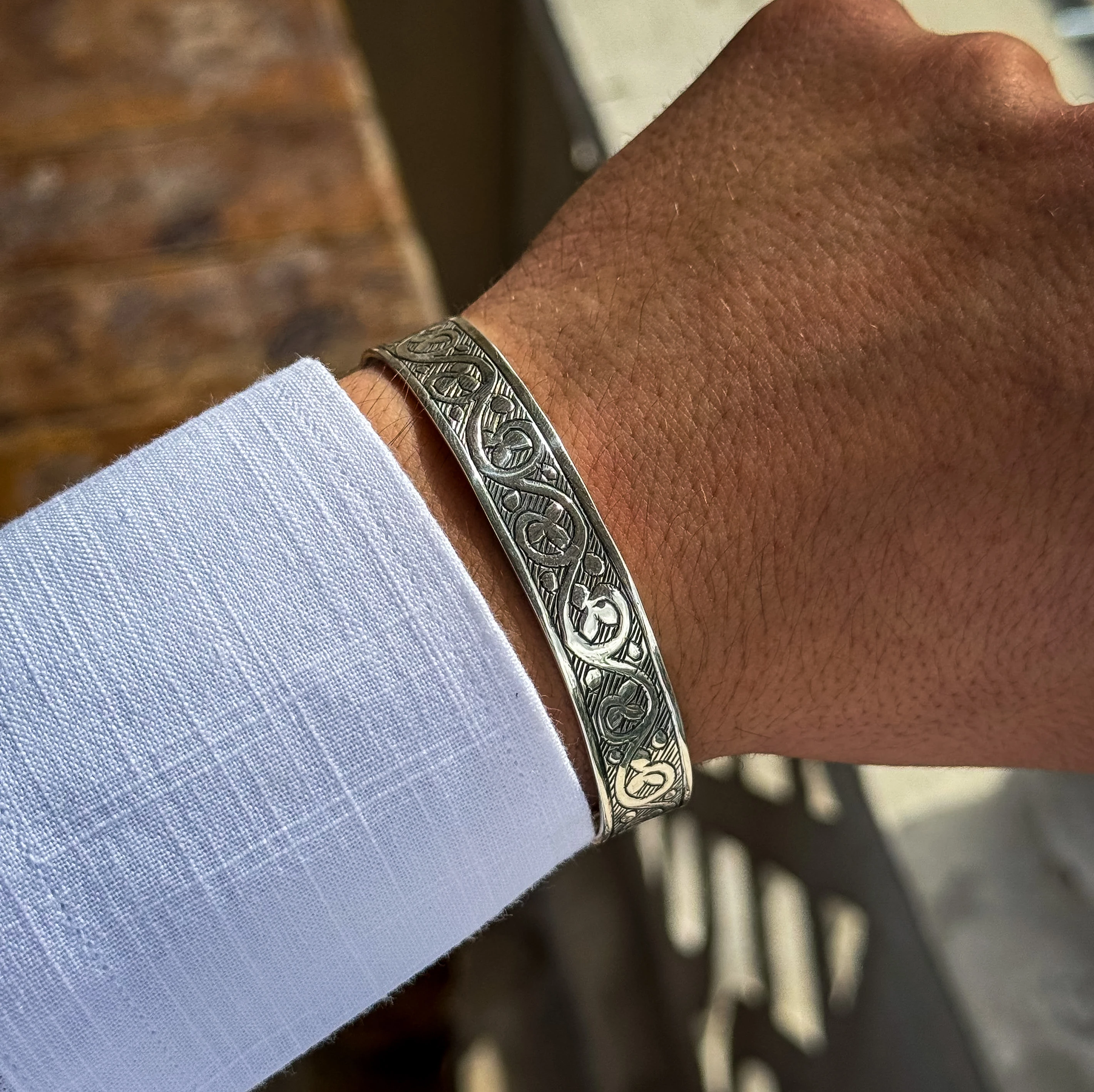 ''RÛMİ'' Kalem İşcilikli 925 Ayar Gümüş Bileklik