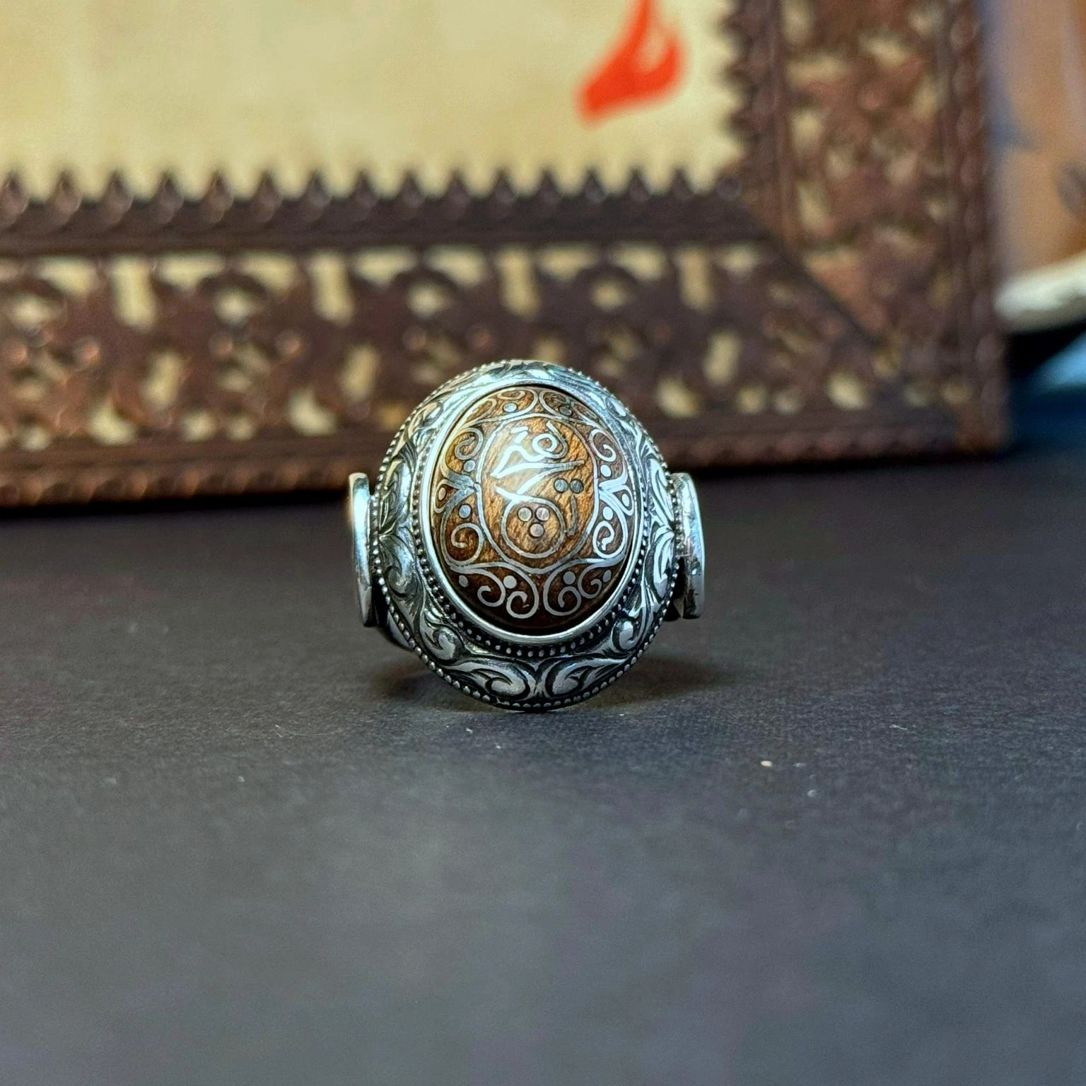 Eski Usul Telkari İşçilikli HİÇ Yazılı 925 Ayar Gümüş Yüzük