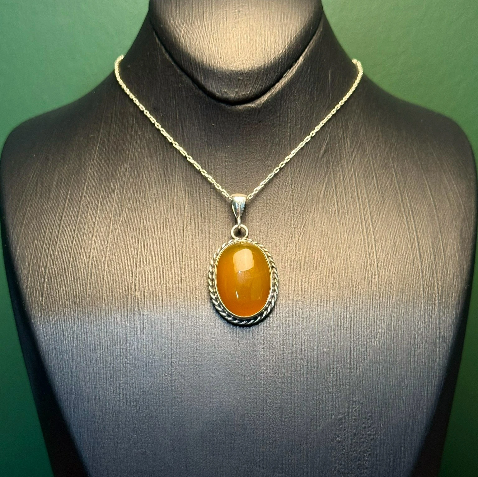 Sarı Akik Taşlı El İşçiliği 925 Ayar Gümüş Kolye