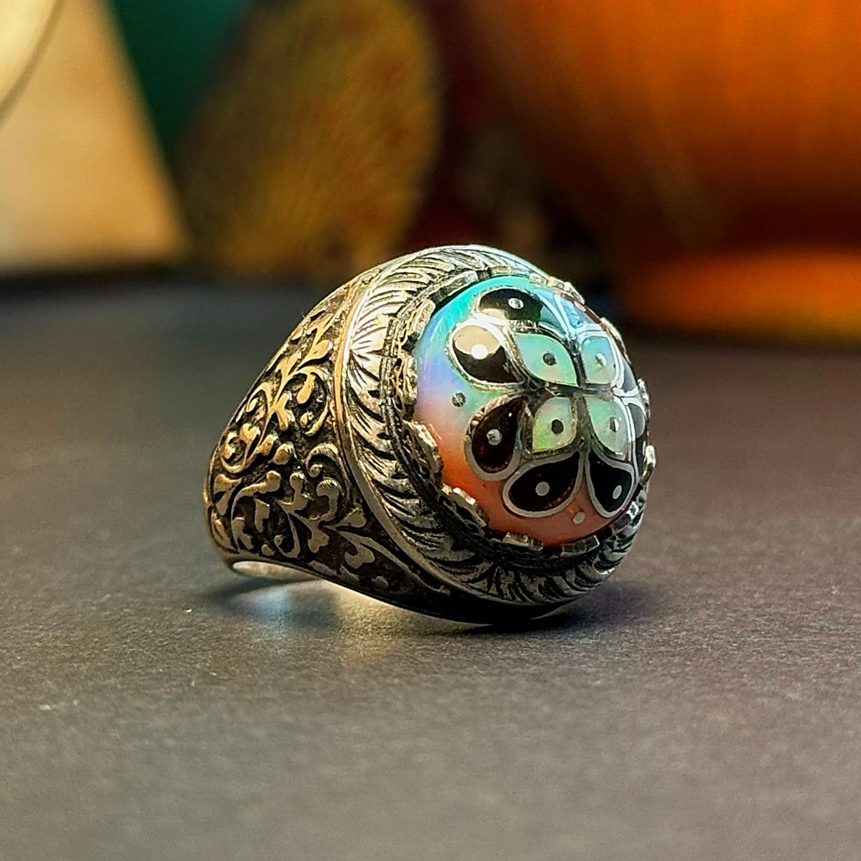 Kakma Sanatı Ve Telkari İşçilikli Beyaz Opal 925 Ayar Gümüş Yüzük