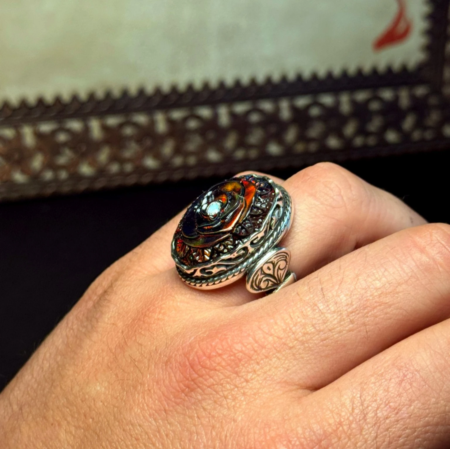 Siyah Opal Oyma Nakkaş İşçiliği 925 Ayar Gümüş Yüzük