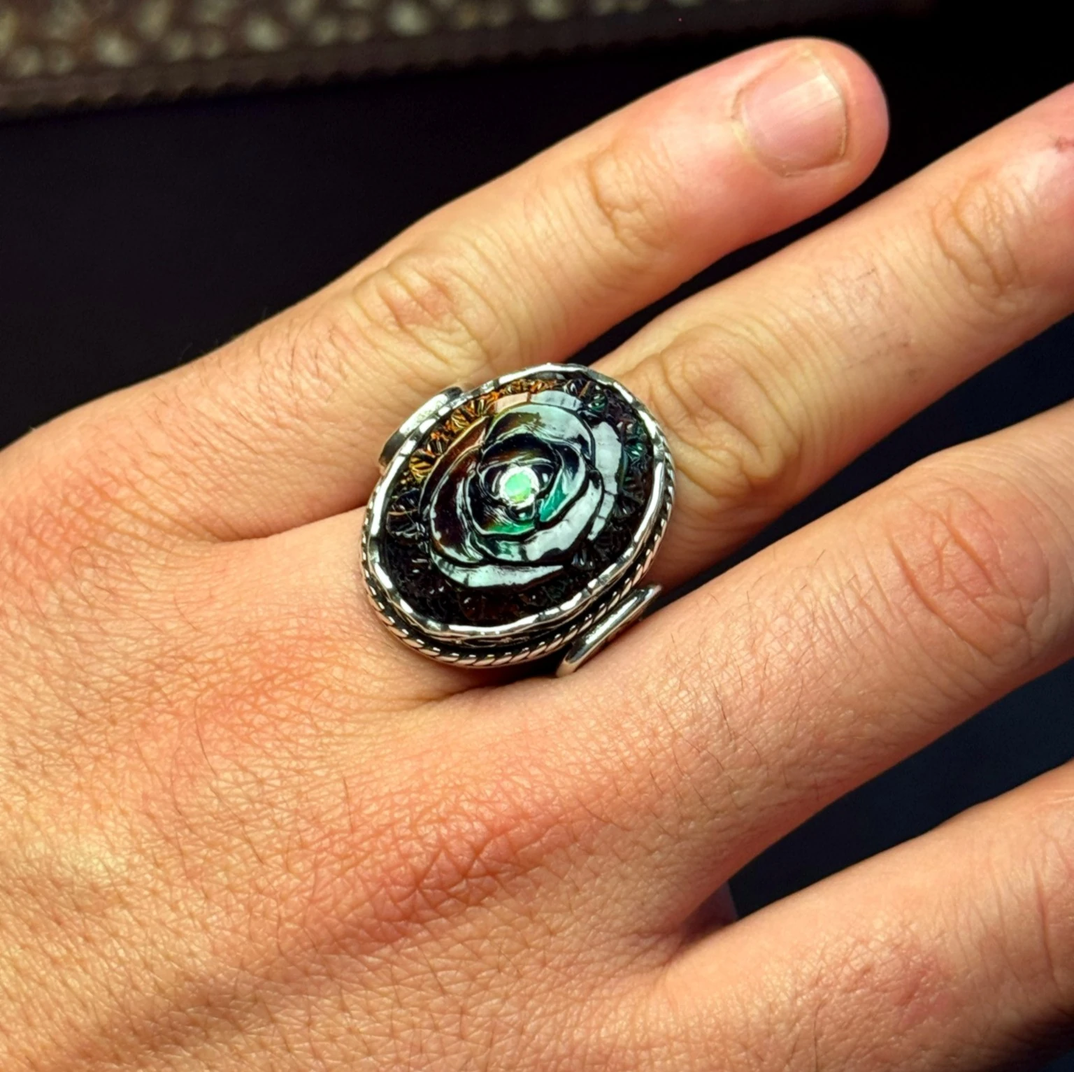 Siyah Opal Oyma Nakkaş İşçiliği 925 Ayar Gümüş Yüzük
