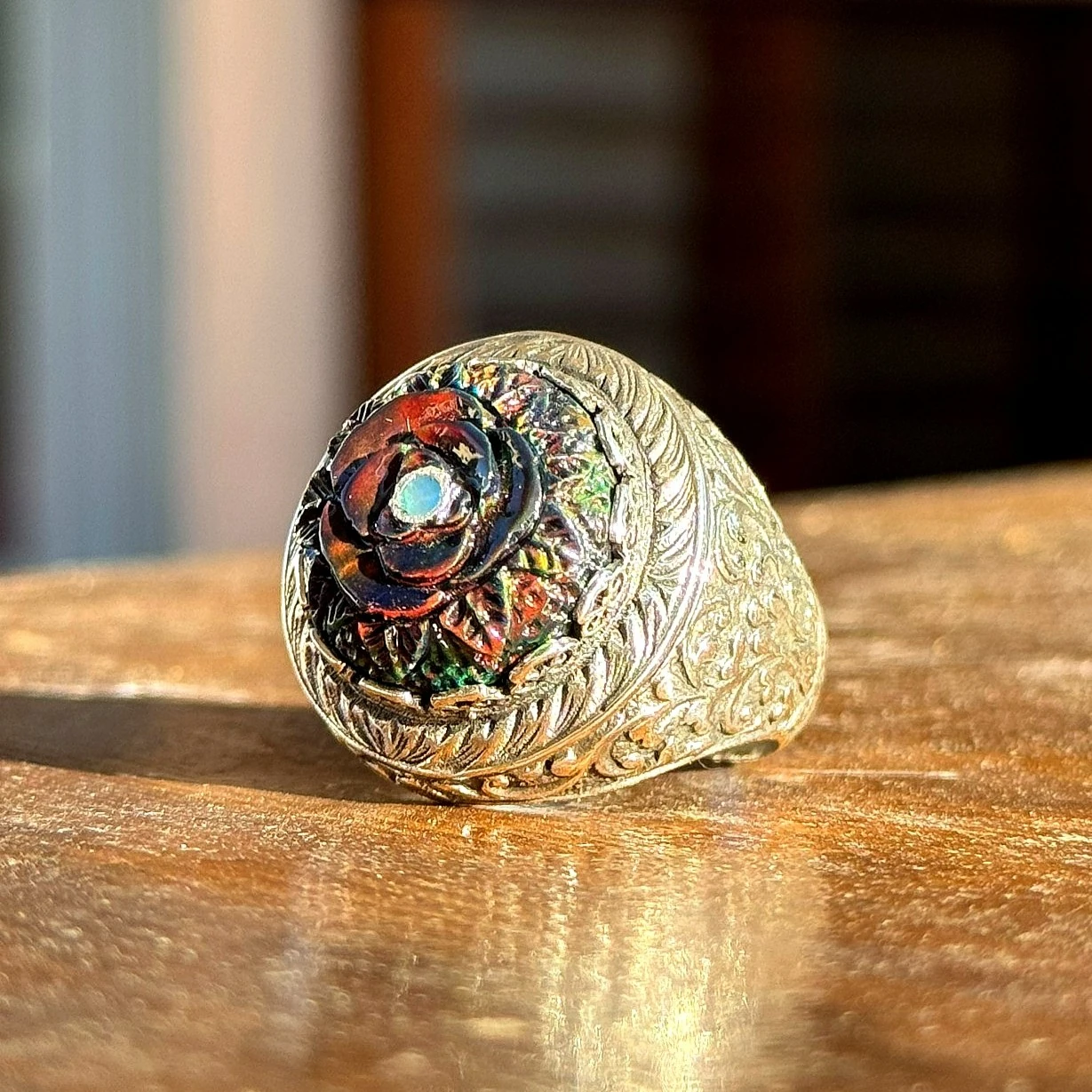 Siyah Opal Oyma Nakkaş İşçiliği 925 Ayar Gümüş Yüzük