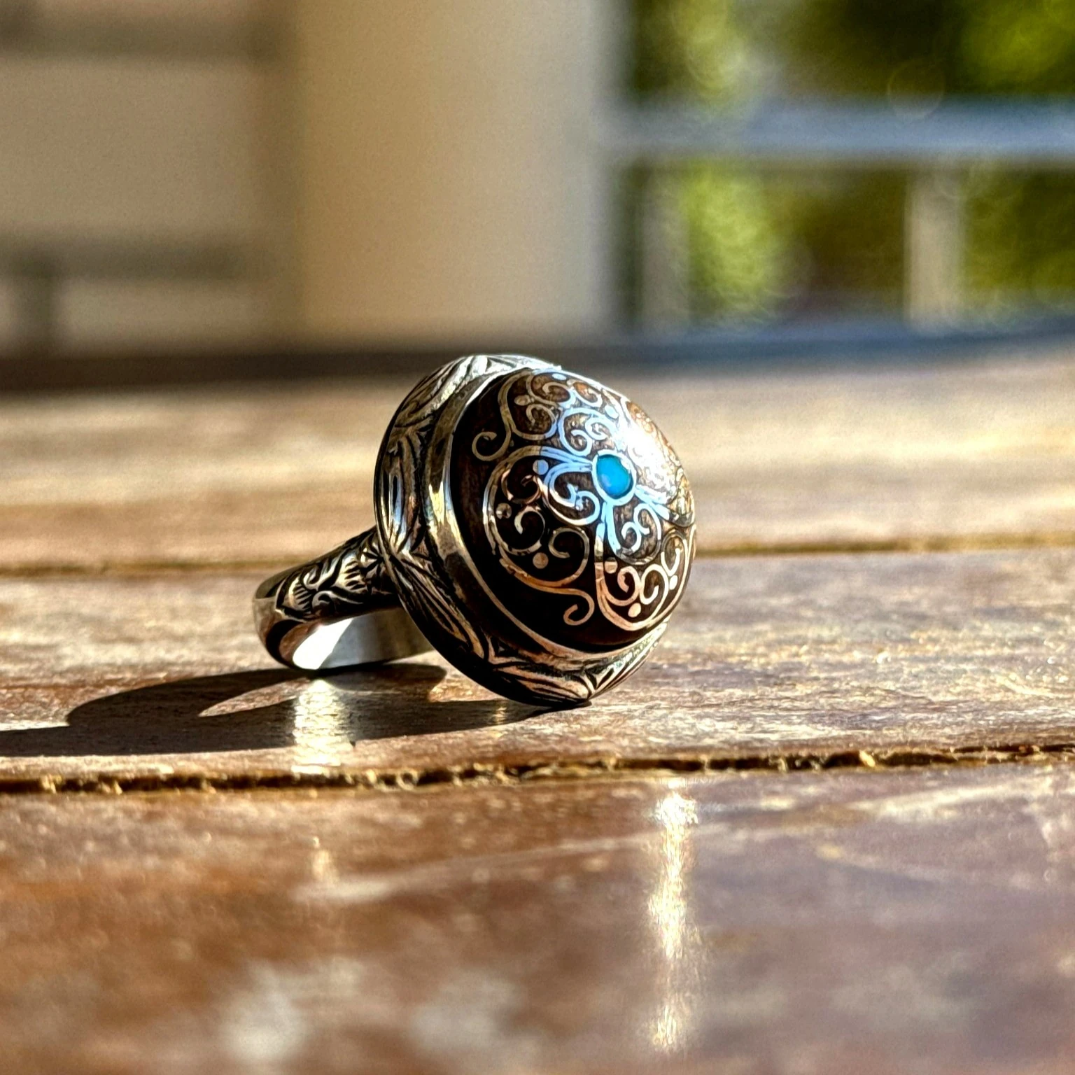 Eski Usul Telkari İşçilikli Opal Kakma Detaylı 925 Ayar Gümüş Yüzük