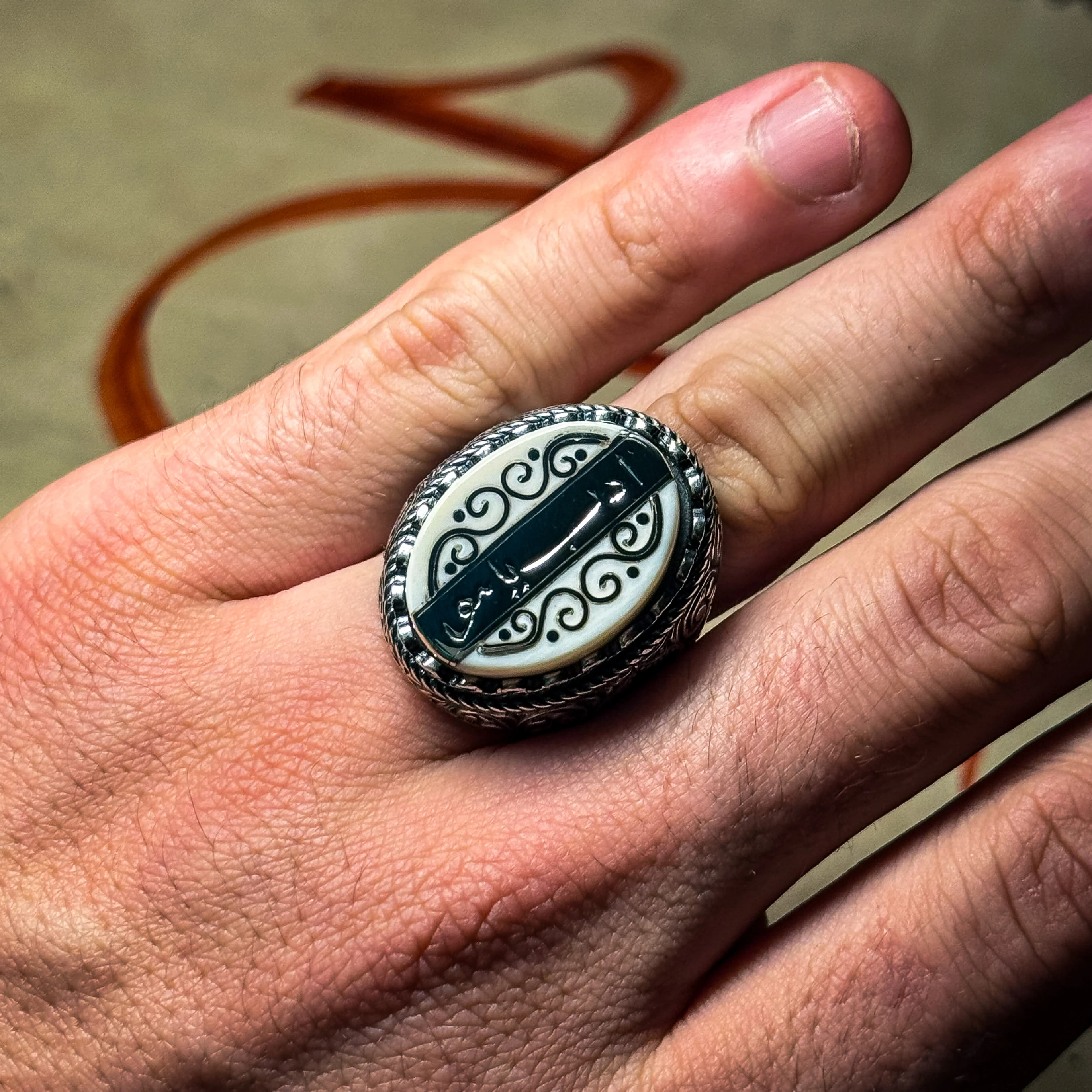 Edeb Ya Hu Yazılı Kalem ve Telkari İşçilikli 925 Ayar Gümüş Yüzük