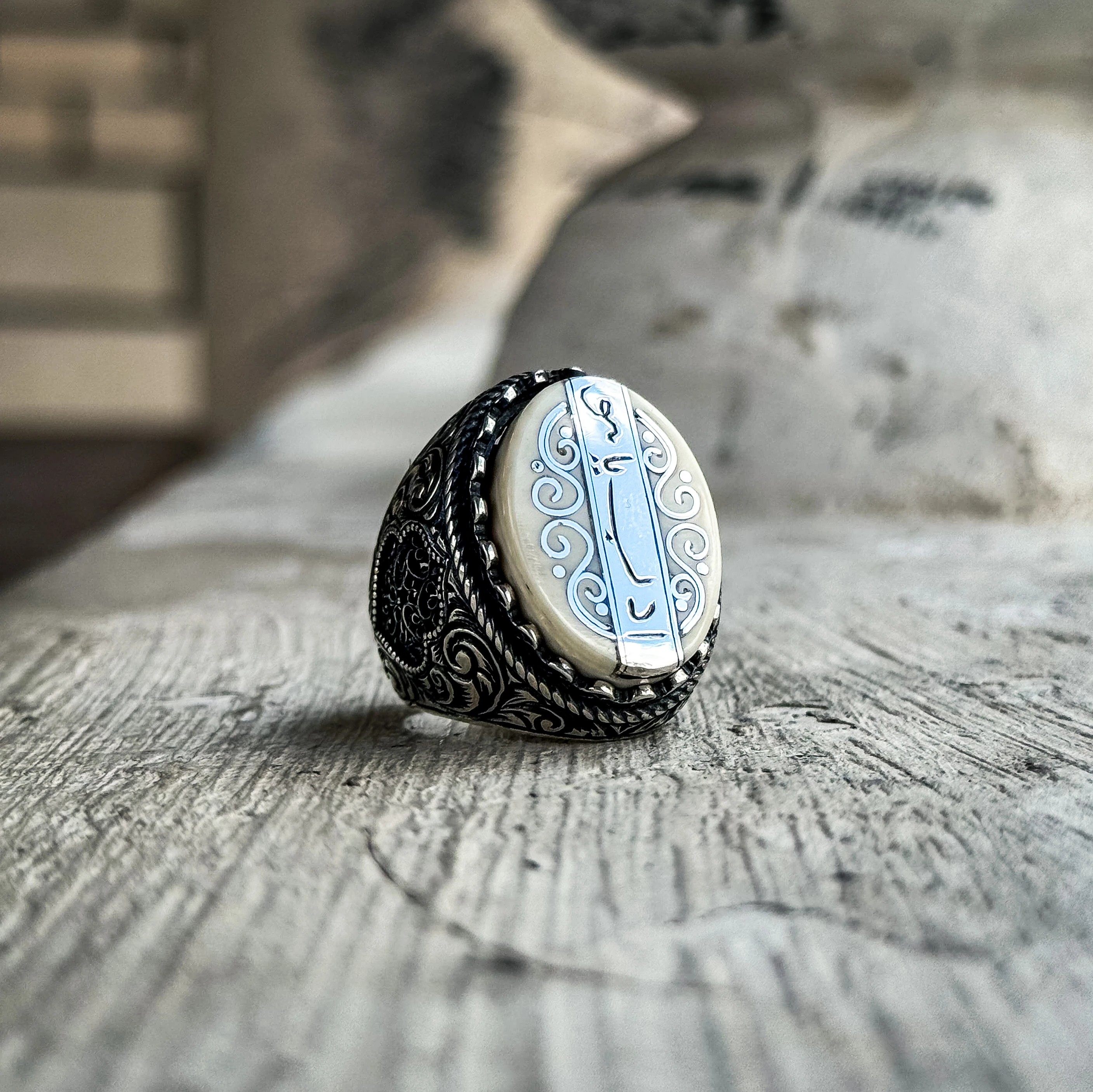 Edeb Ya Hu Yazılı Kalem ve Telkari İşçilikli 925 Ayar Gümüş Yüzük