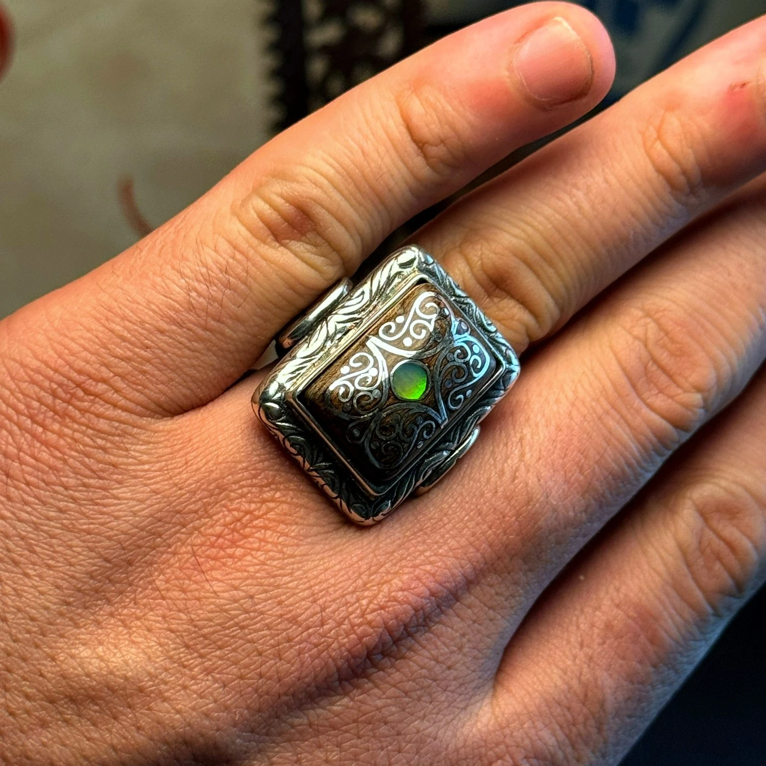 Eski Usul Telkari Opal Kakma Detaylı 925 Ayar Gümüş Yüzük