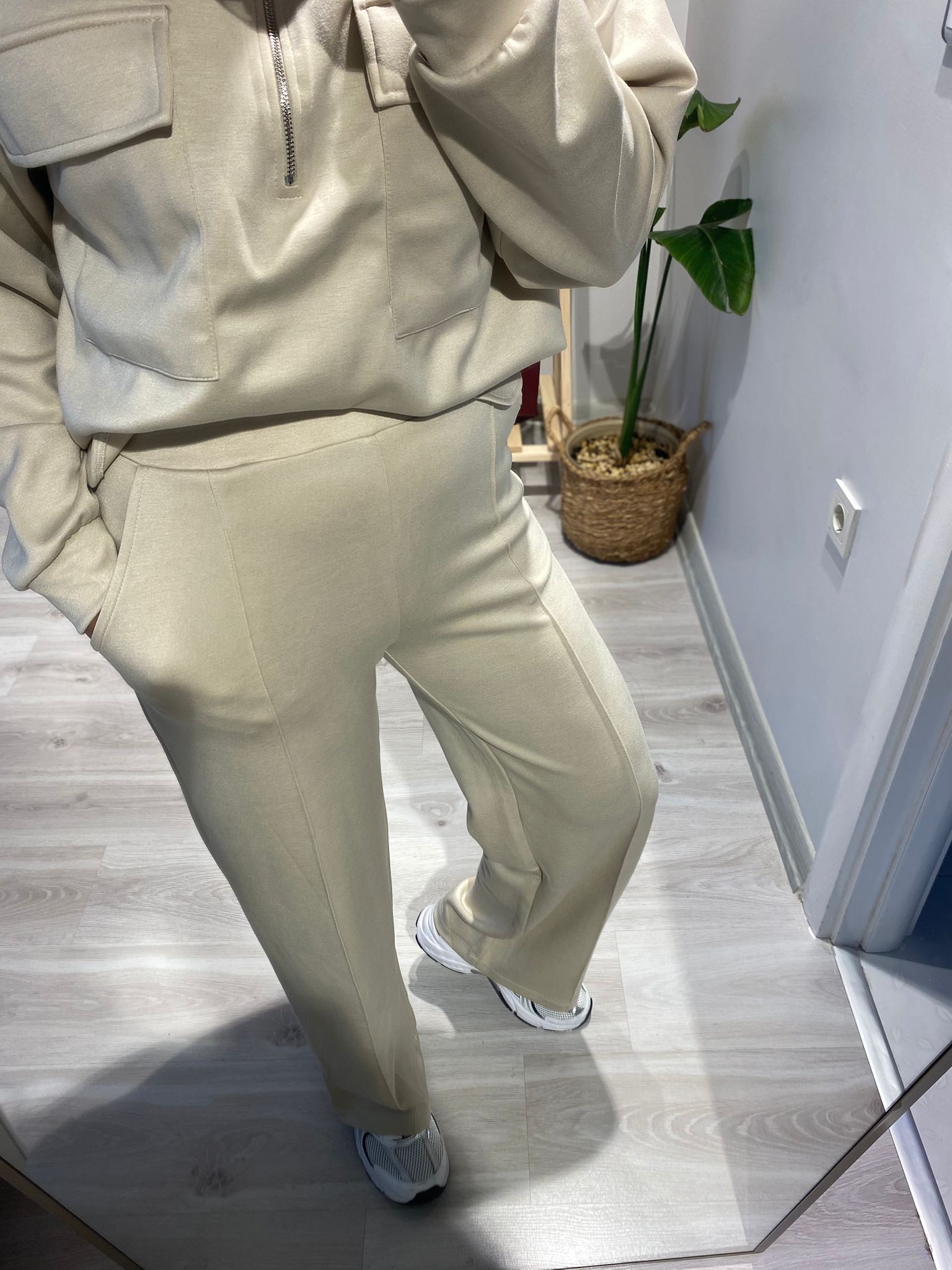 Çift Kapaklı Cep Model Sweatshirt Pantolon Takım 