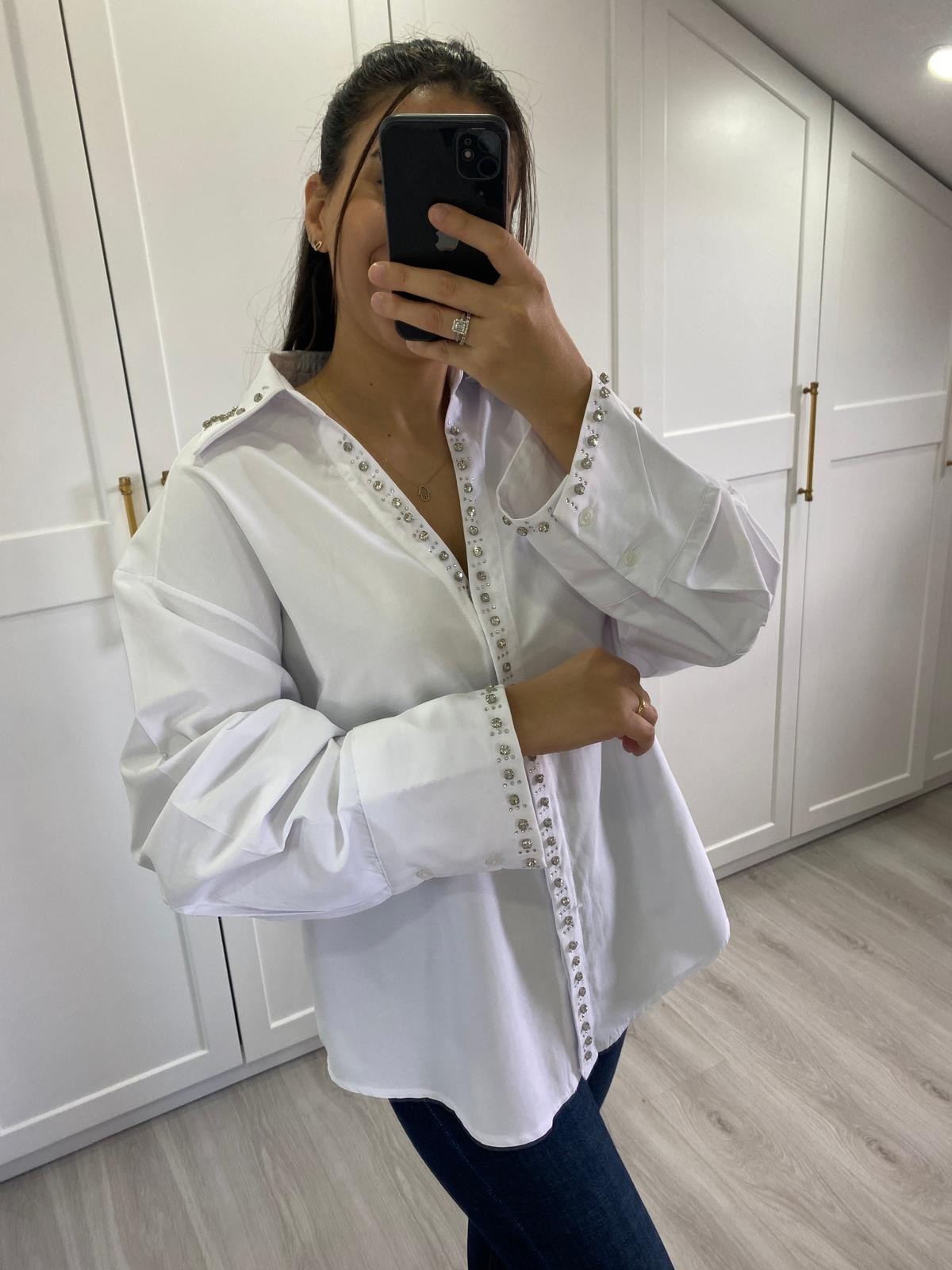 Orijinal Model Taş İşlemeli Poplin Gömlek