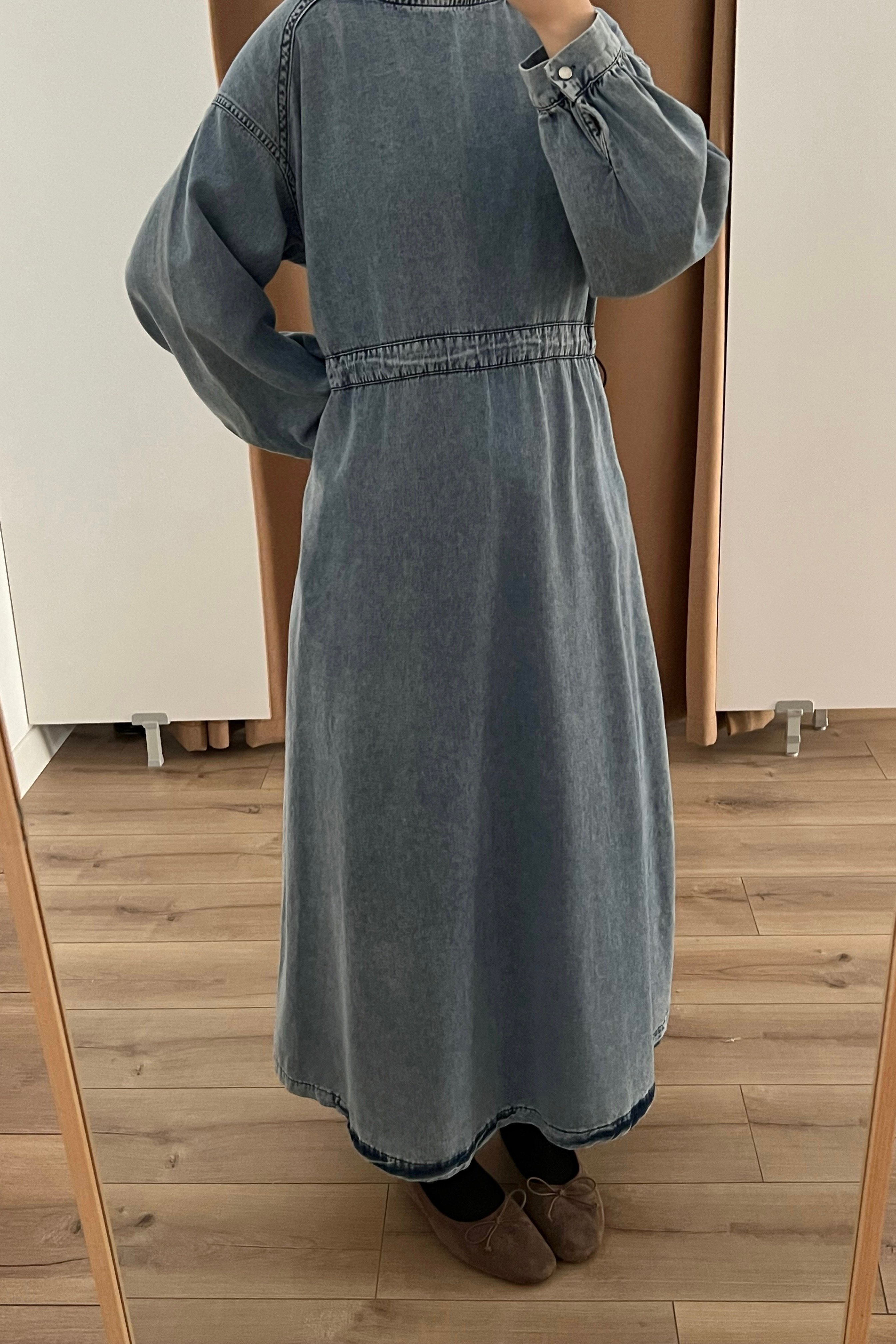 İnce denim elbise 