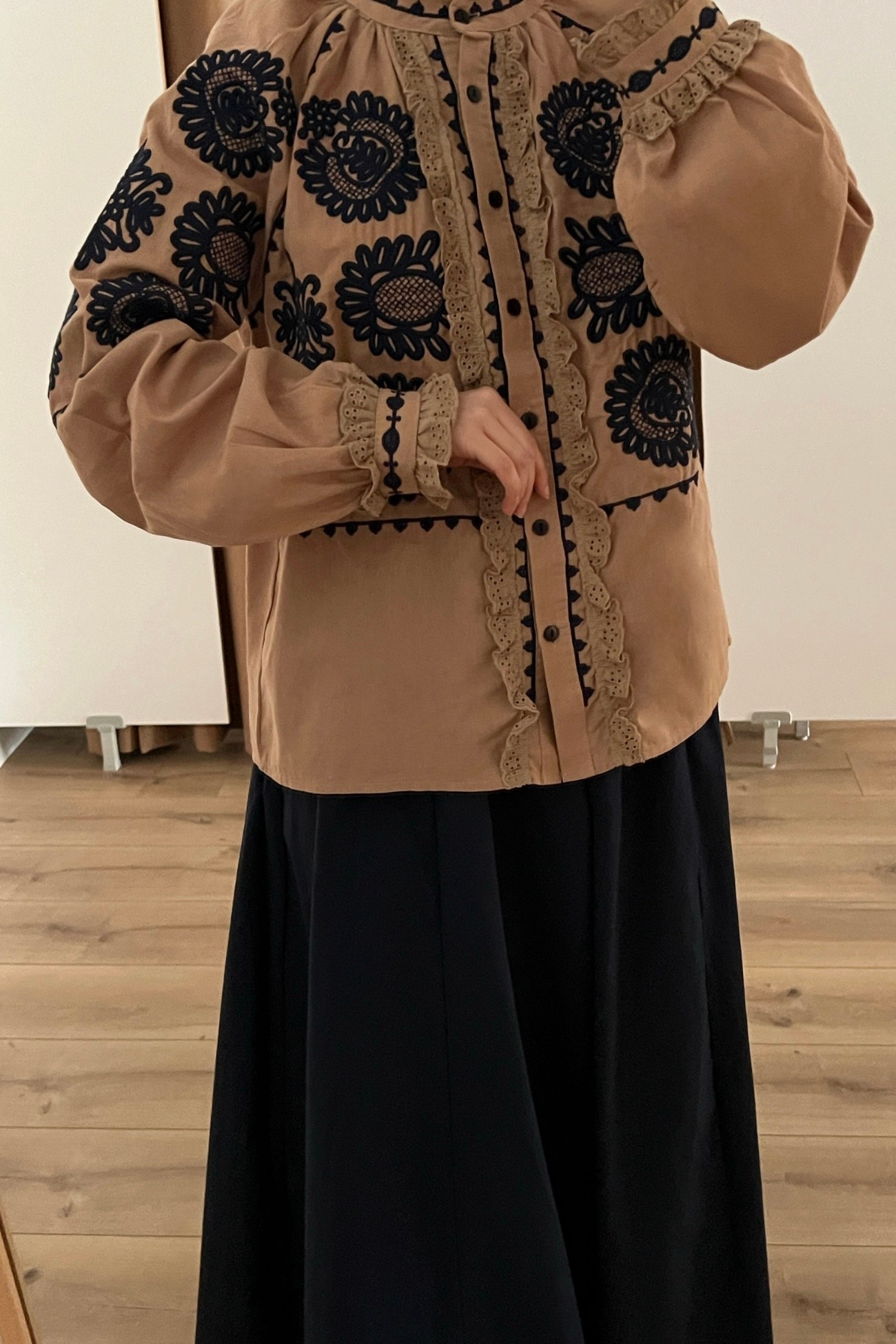 İşlemeli gömlek - brown-navy