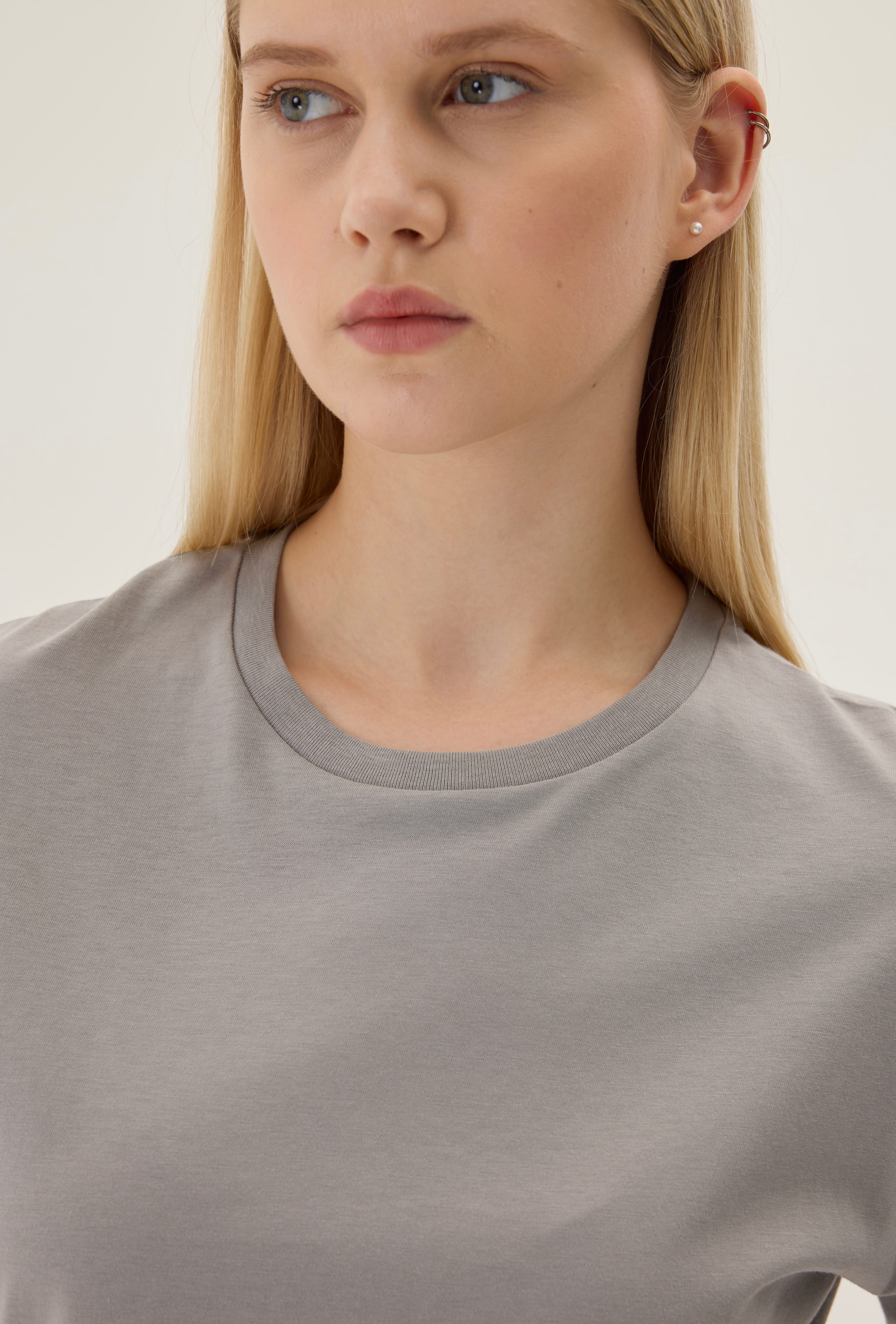 Basic Crew Neck T-shirt - gray