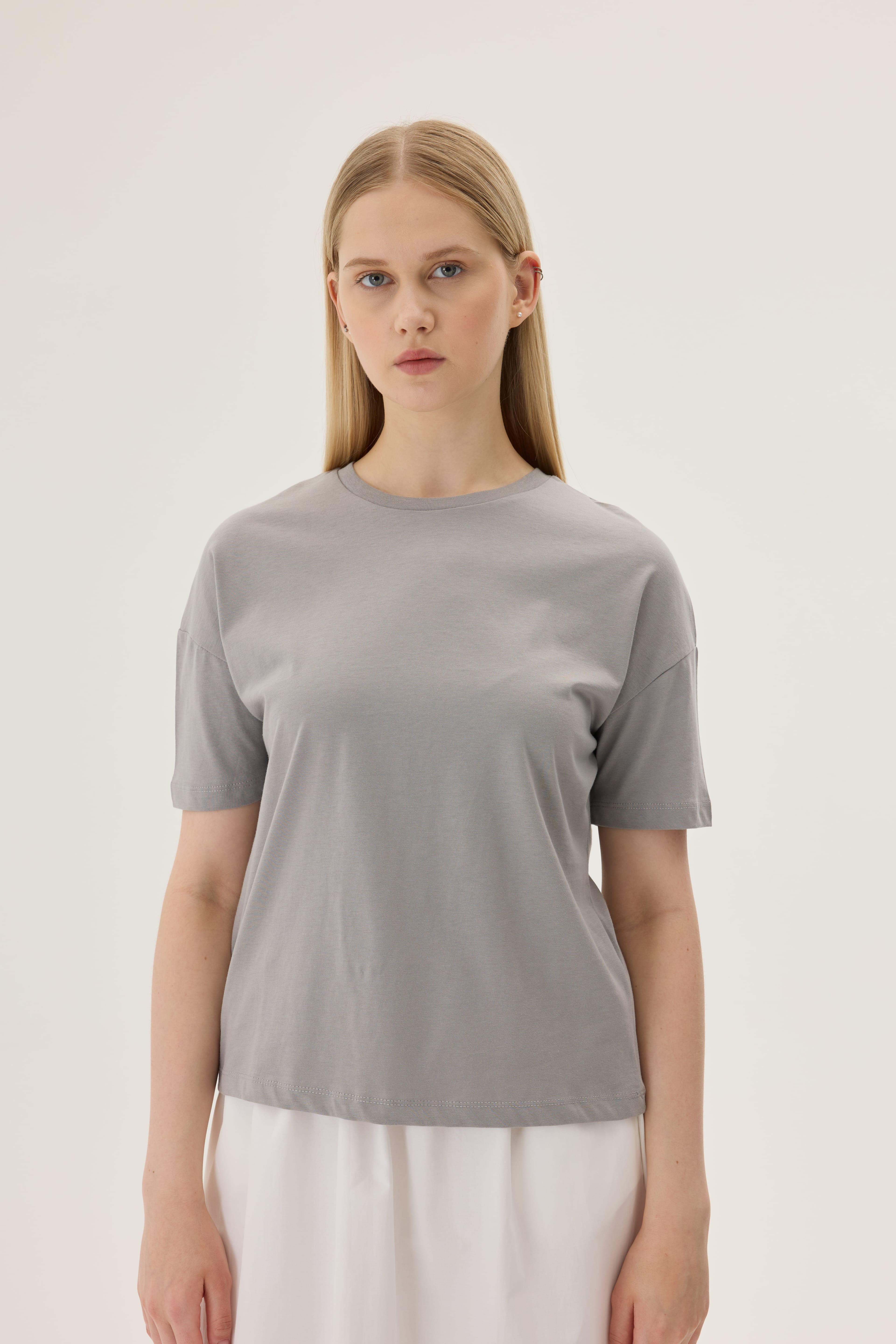 Basic Crew Neck T-shirt - gray