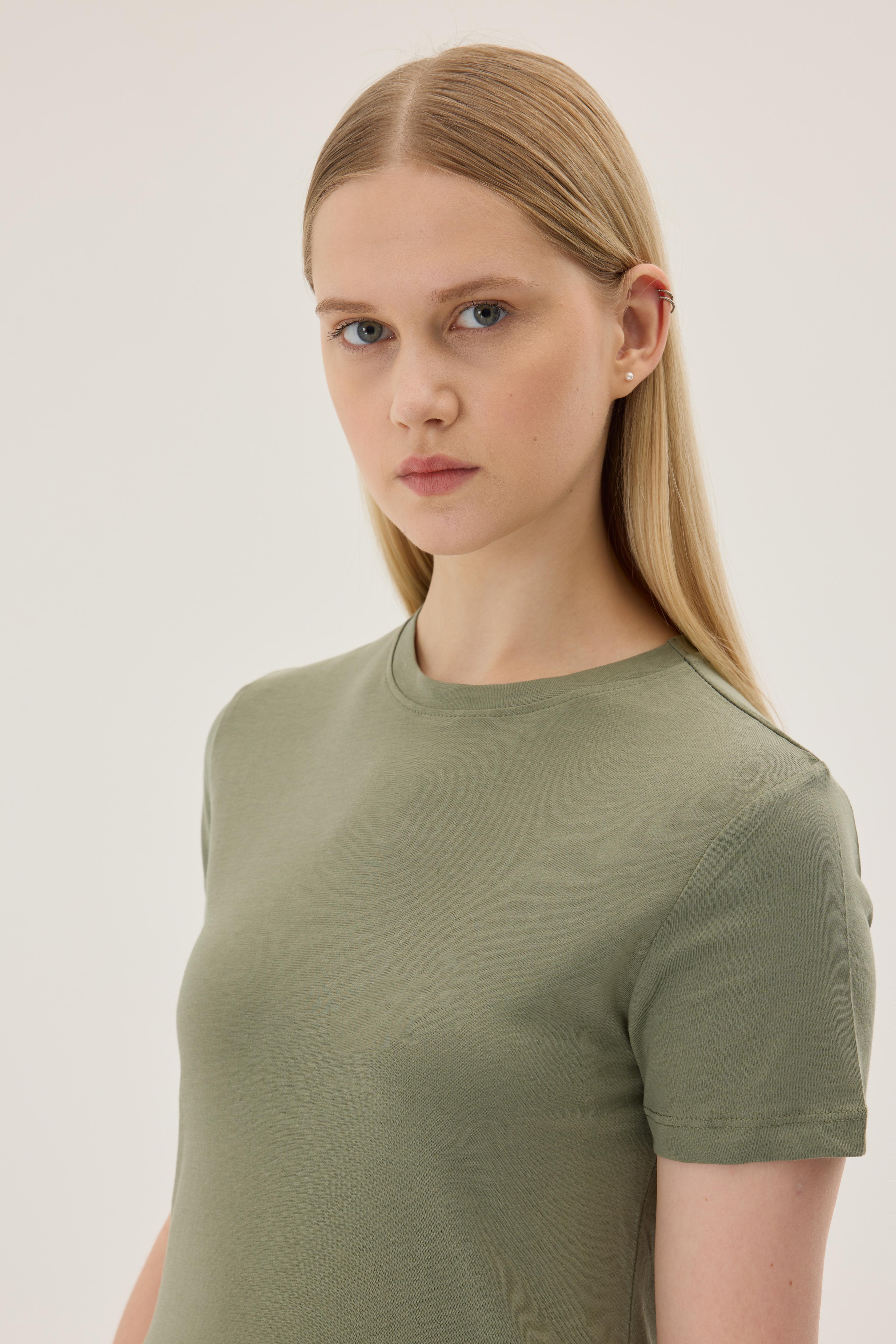 Basic Crew Neck T-shirt - olive green