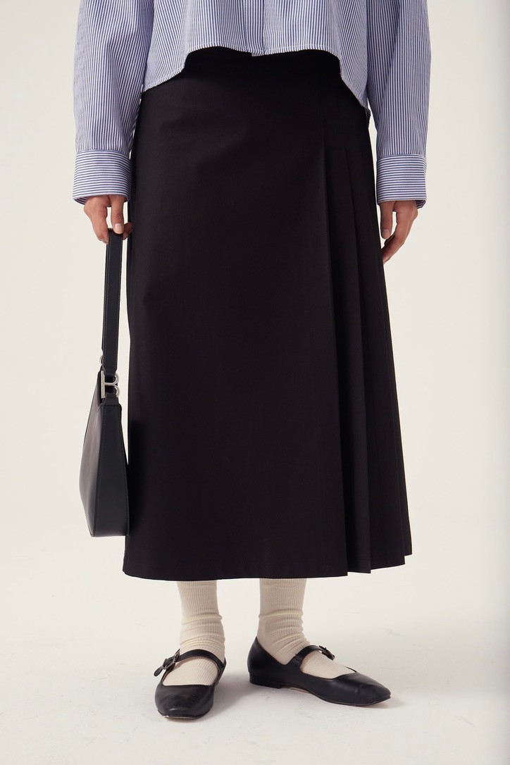 Side Pleated Skirt - obsidian black