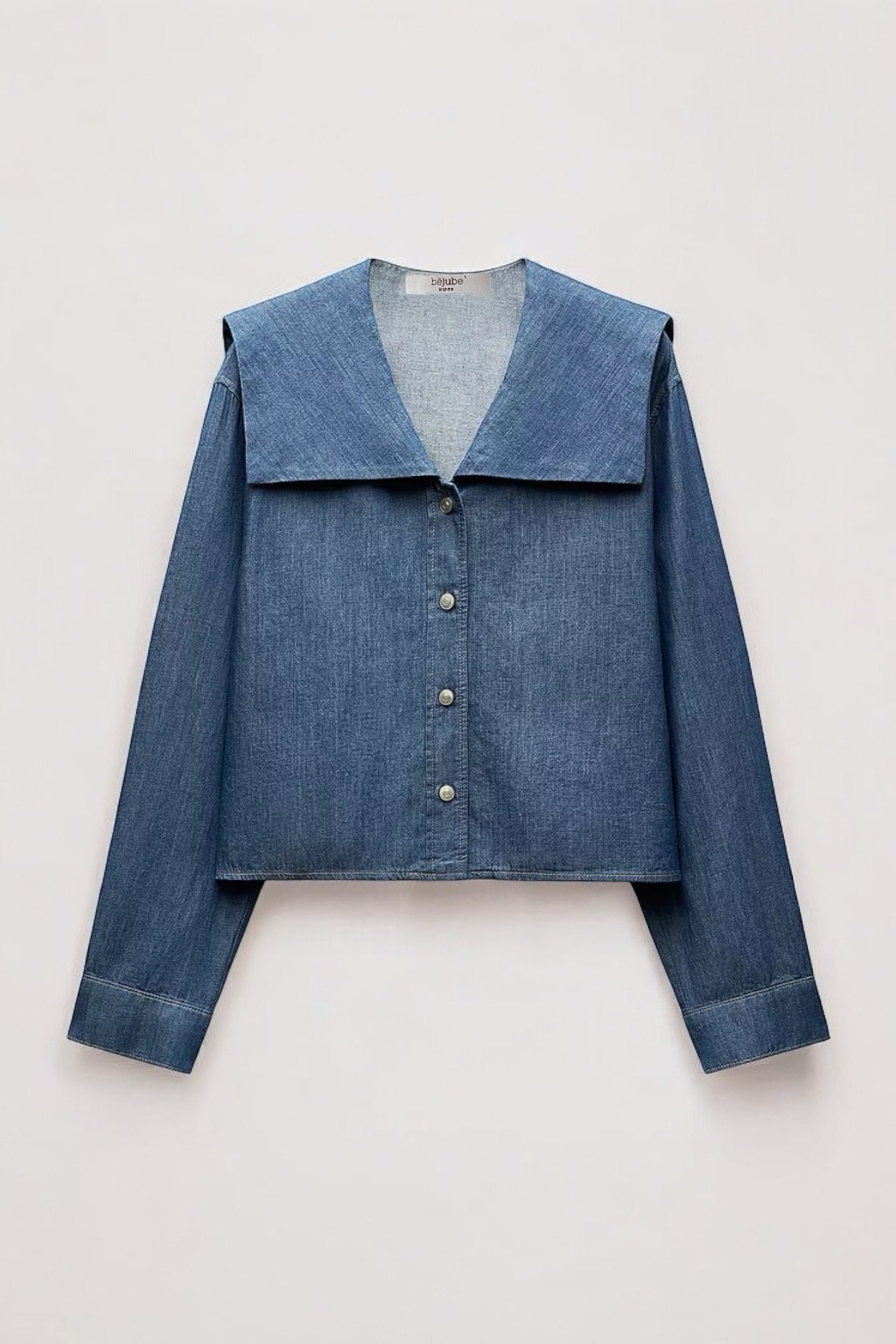 İnce denim gömlek