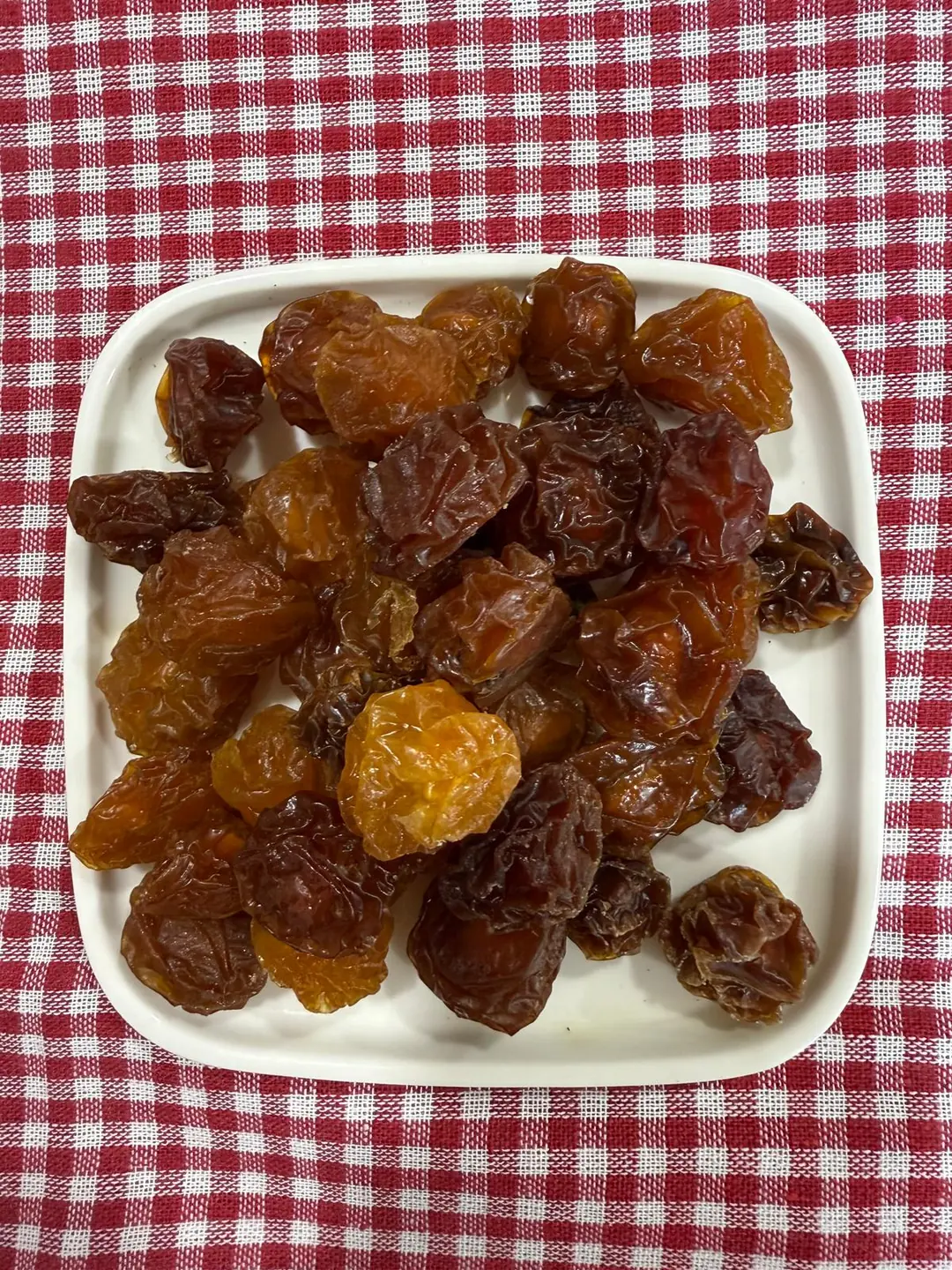 Kuru meyveler