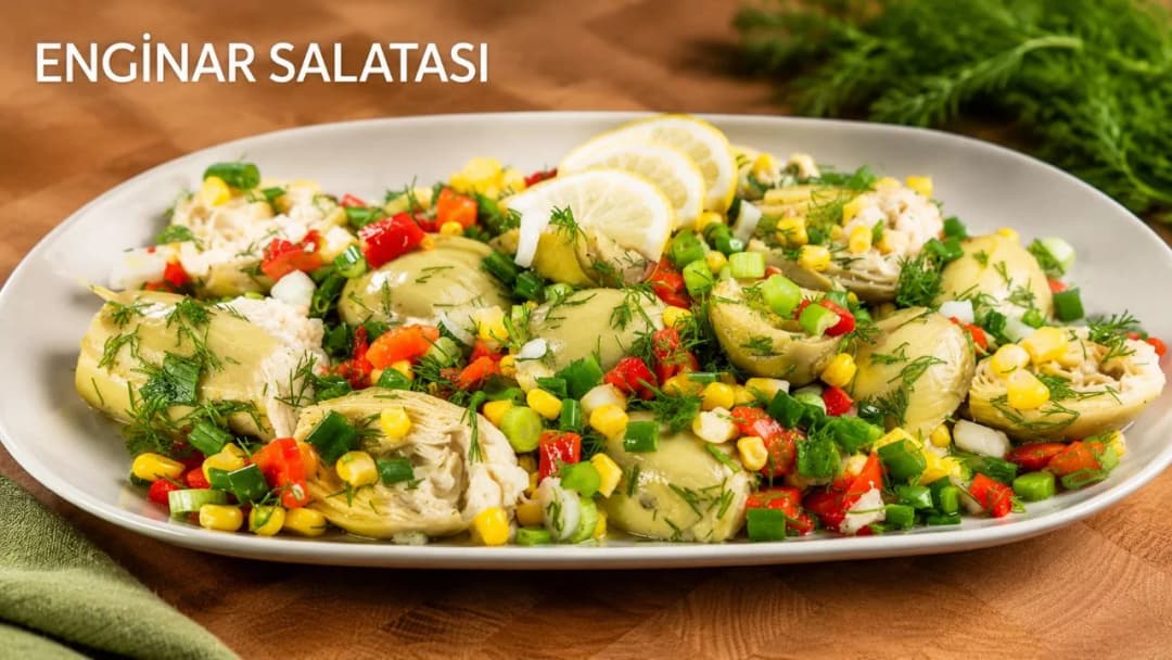 Limon, yeşillik ve sebzelerle hazırlanan enginar salatası çeşitleri görseli