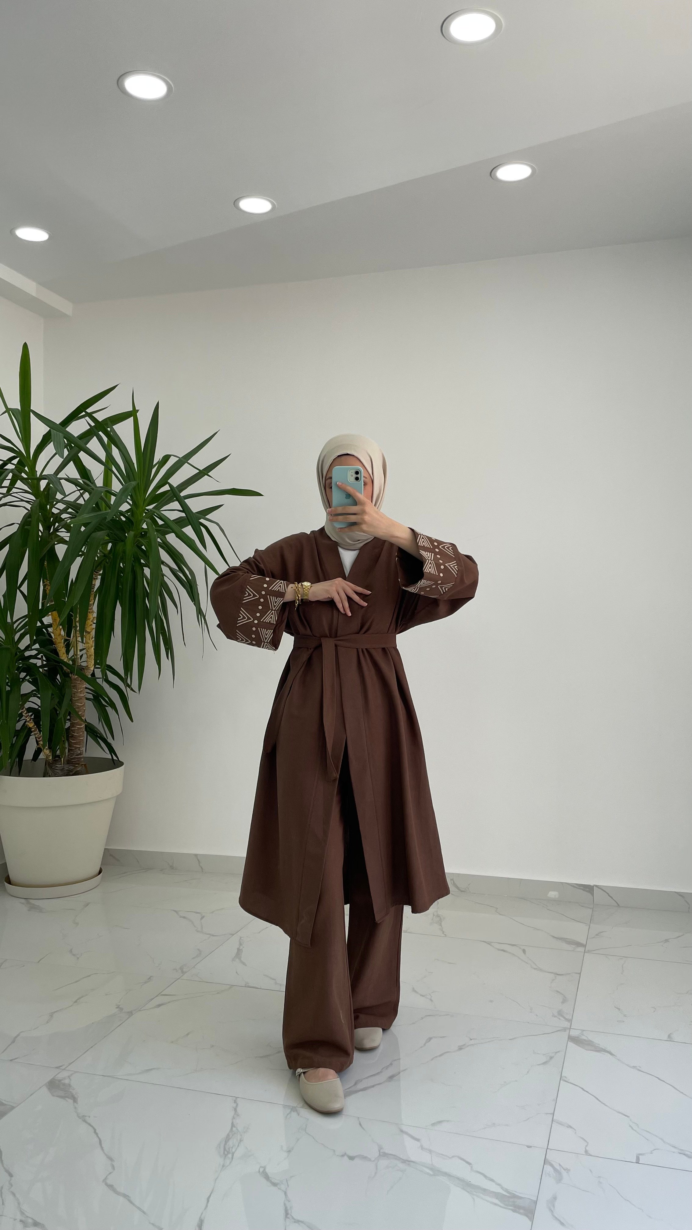 Diana Nakışlı Keten Takım - Kahverengi