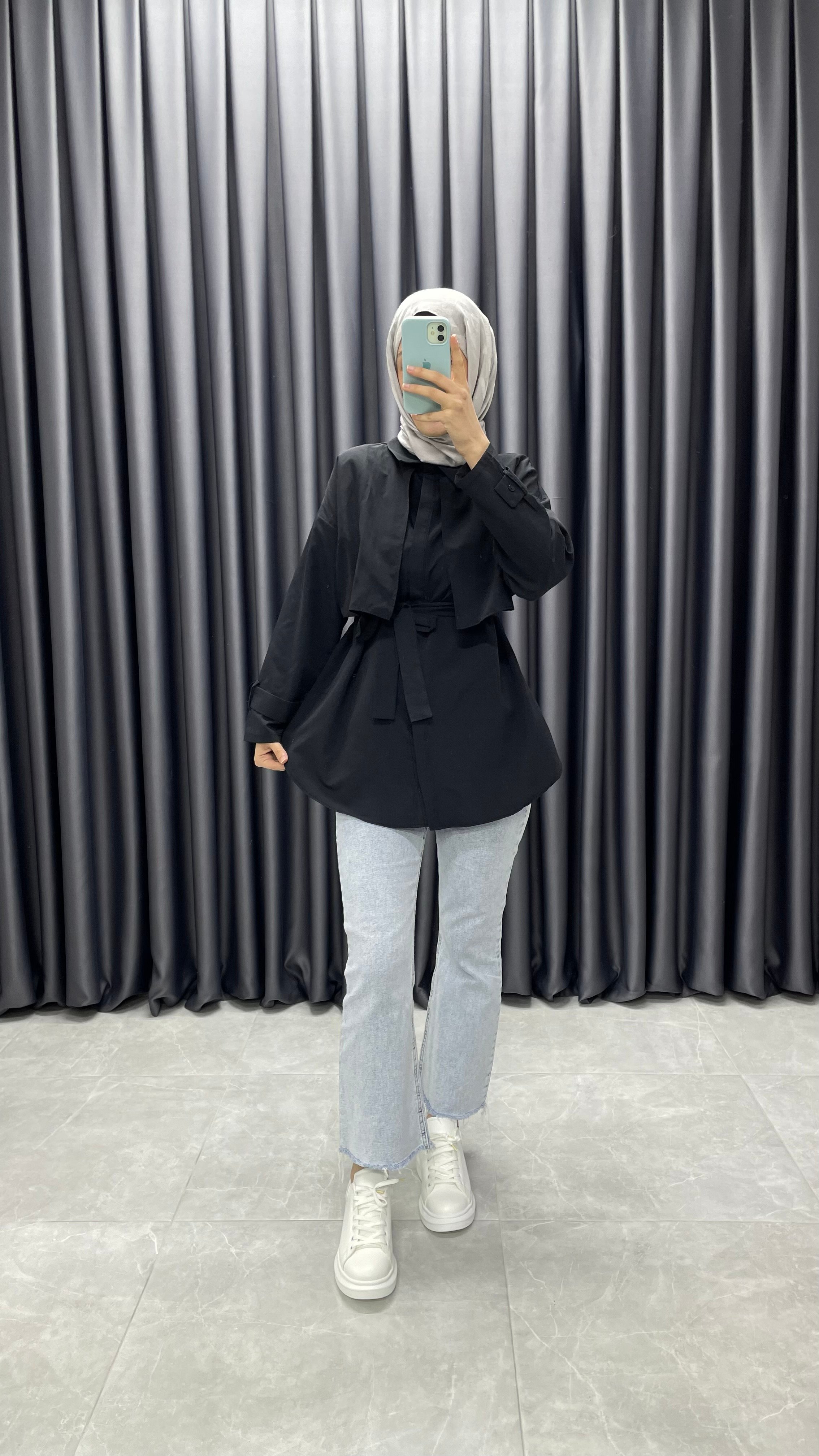 Siyah