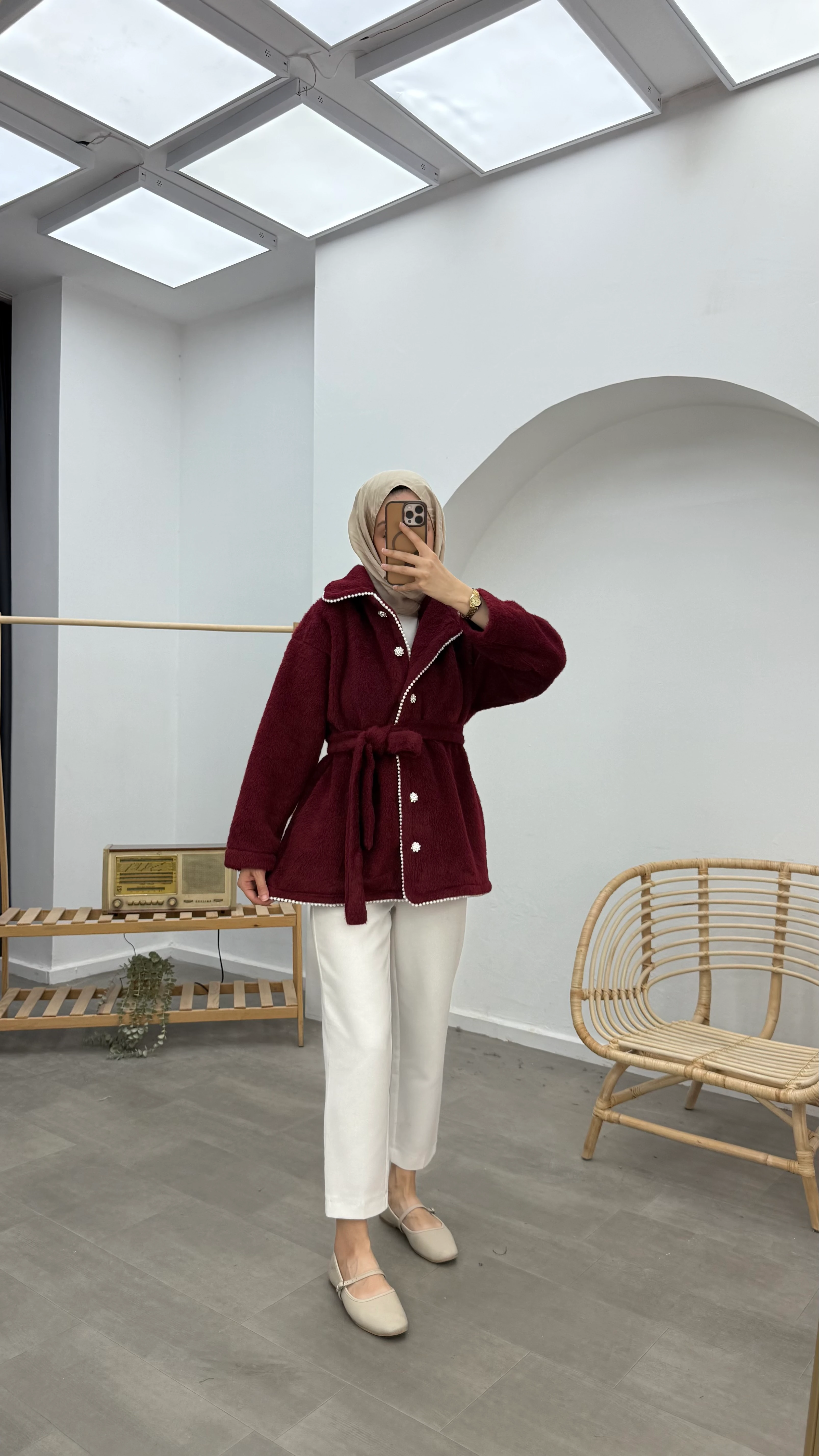 İnci Detaylı Kaşe Kaban