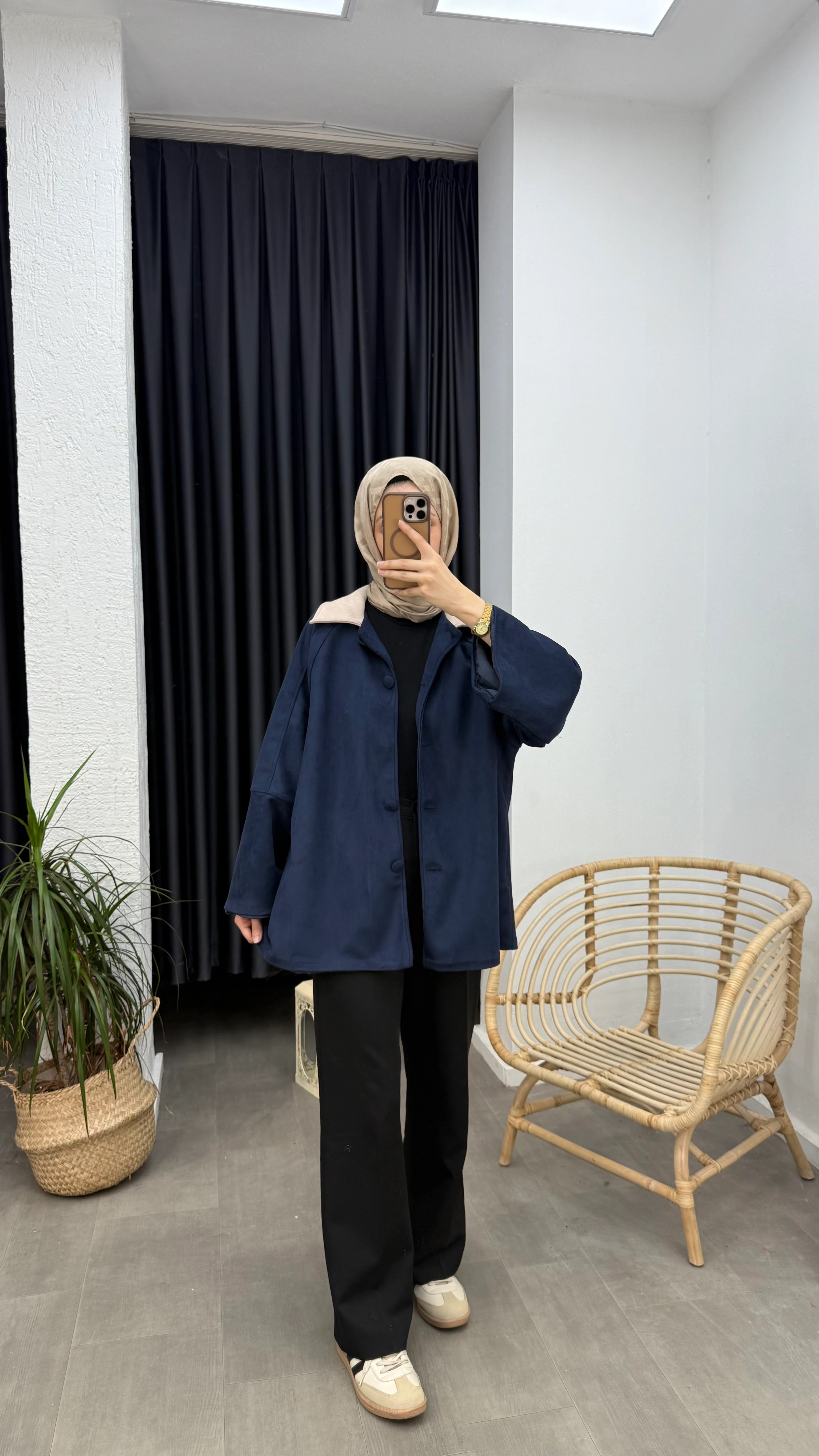 Sole Düğmeli Süet Ceket