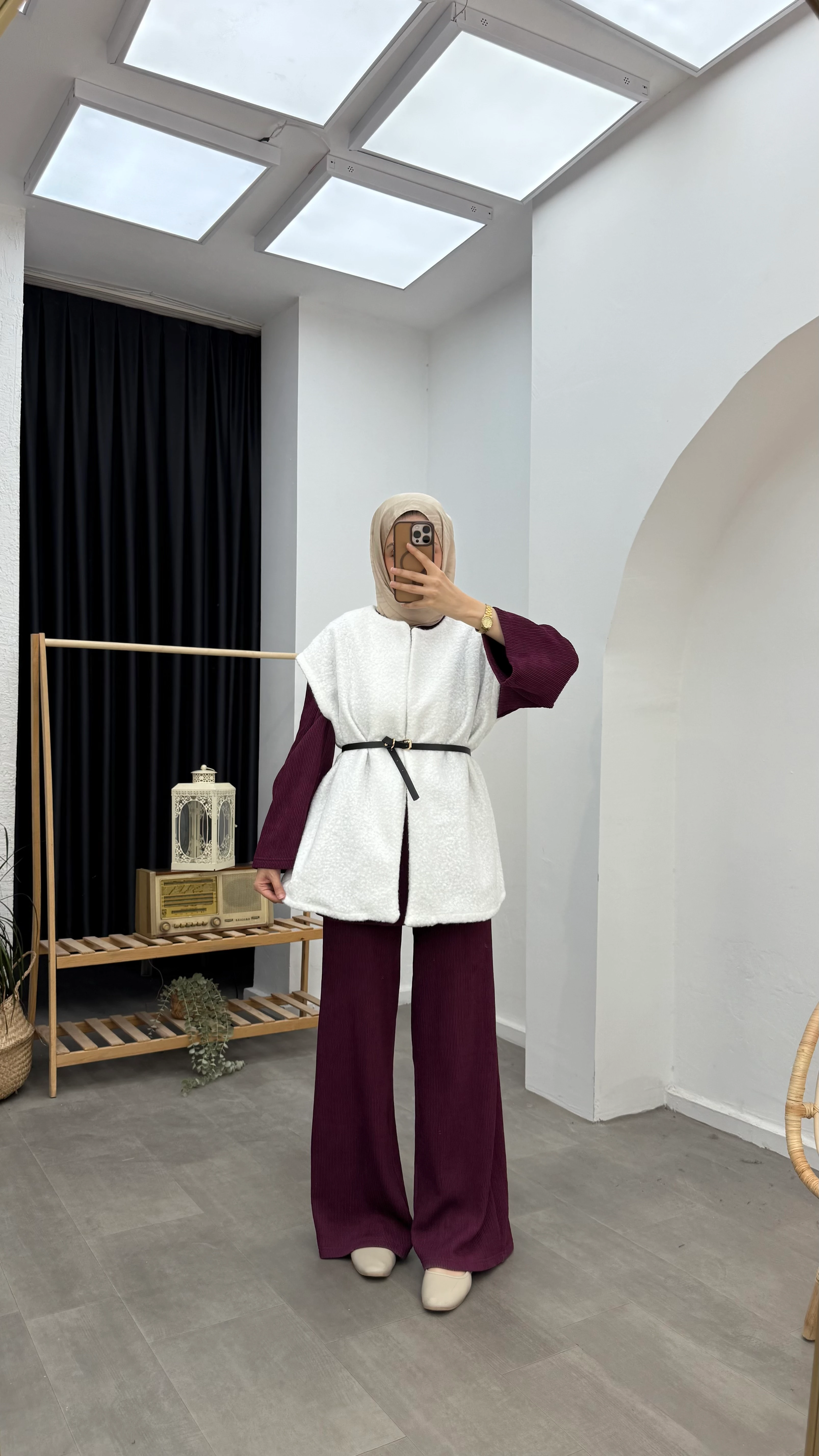 Orkide Deri Kemerli Yelek - Beyaz