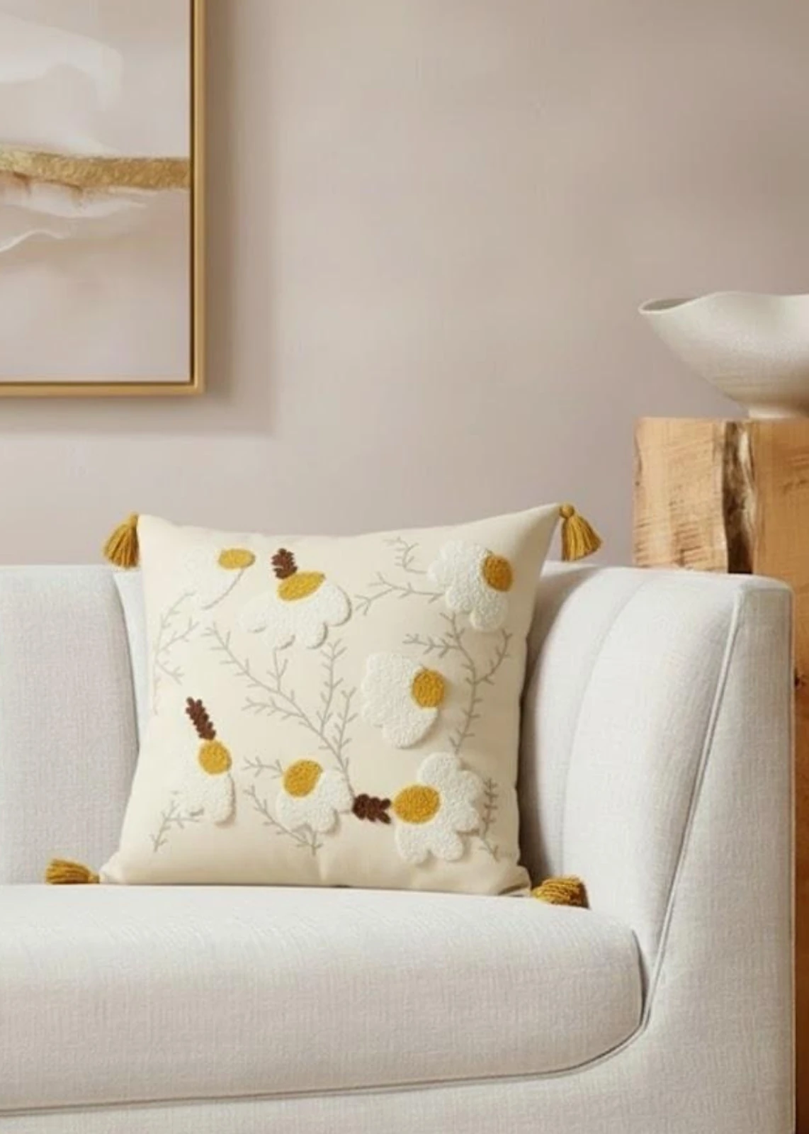 Renkli Bahar Çiçeği Punch Nakışlı Dekoratif Püsküllü Kırlent Kılıfı Pamuk 42x42 cm 