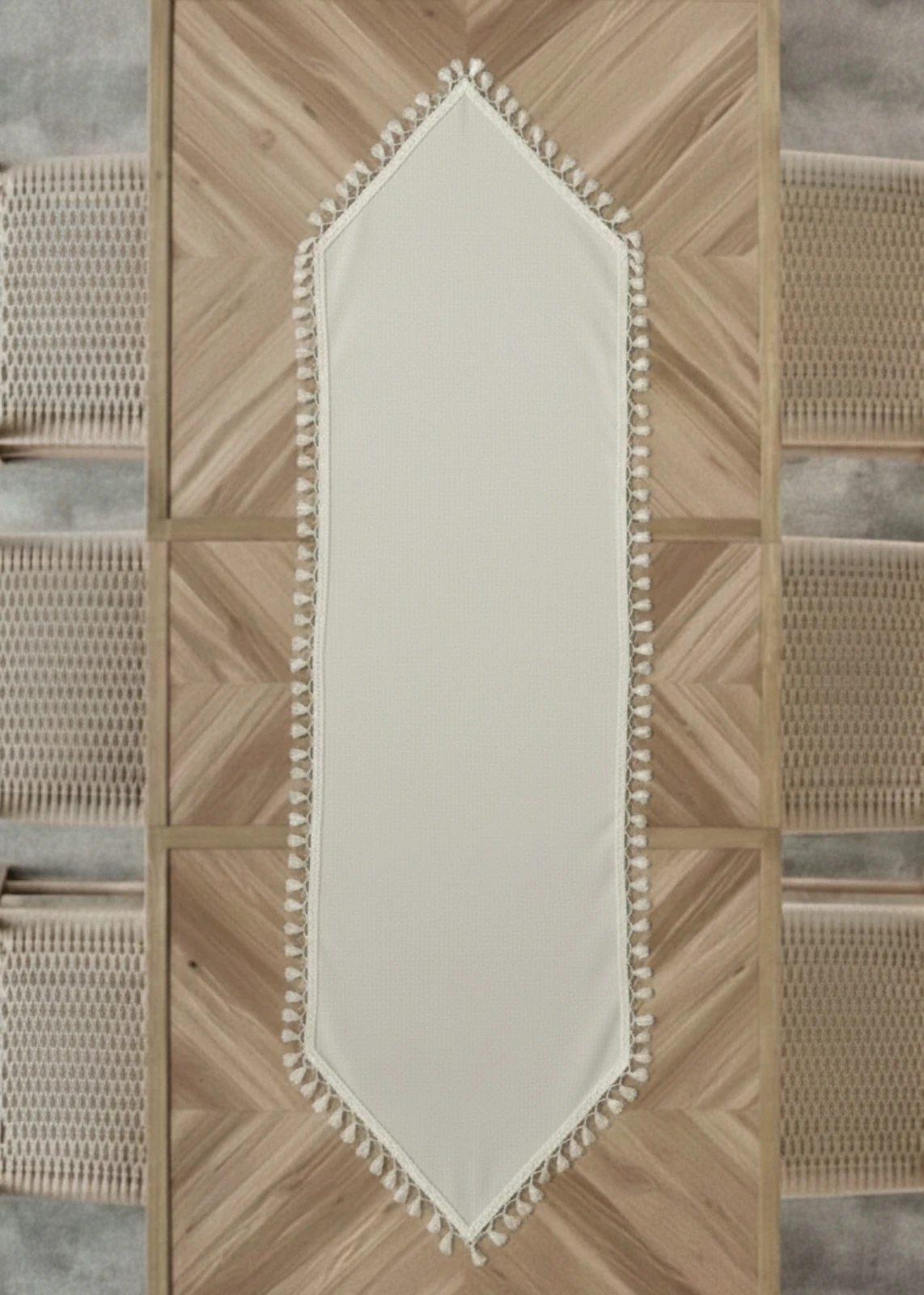 Bej Püsküllü Dekoratif Masa Runner (50x140 cm)